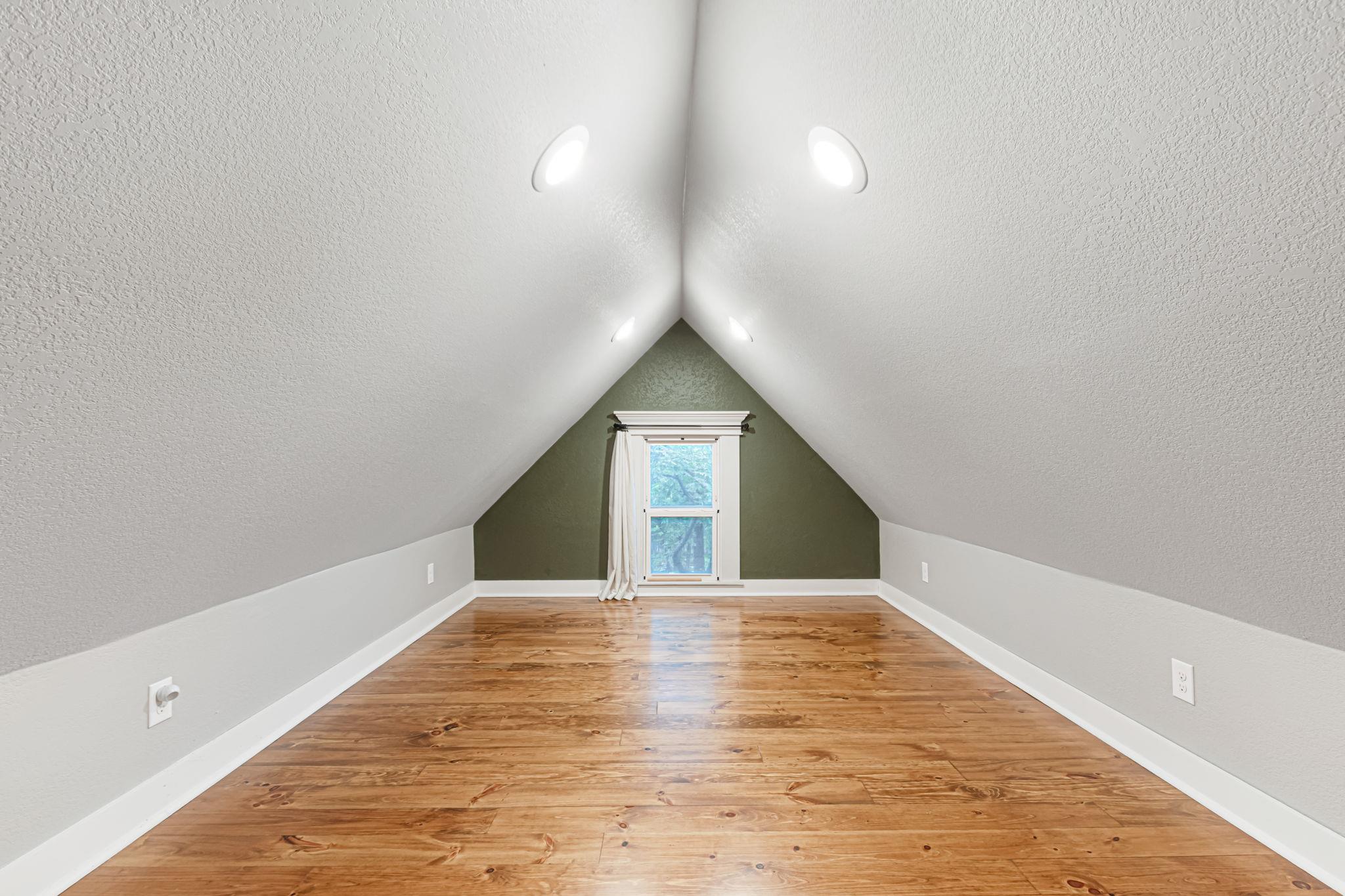 508 S Walnut St, Lampasas, TX 76550