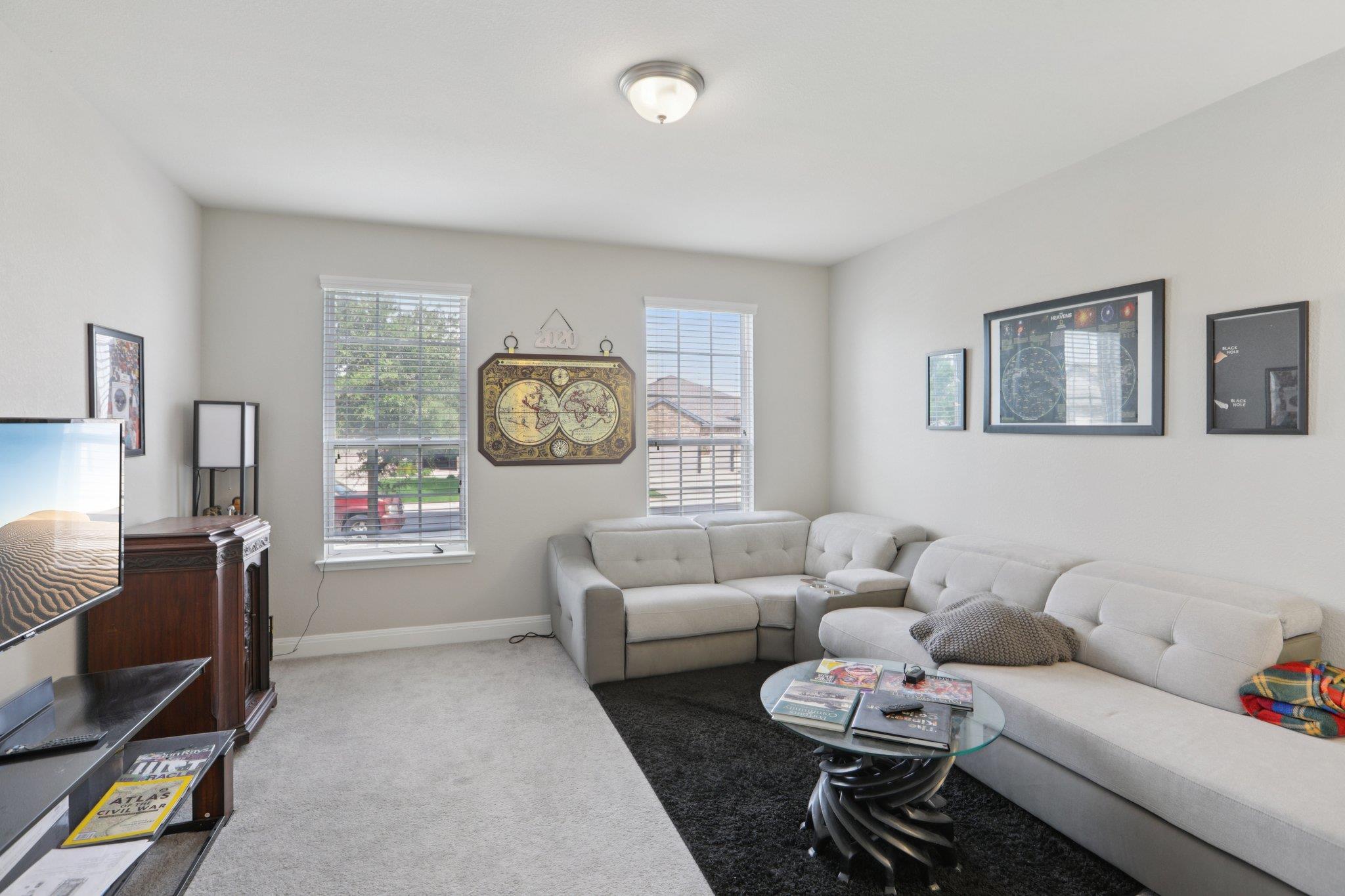 806 Holiday Creek Ln, Georgetown, TX 78633