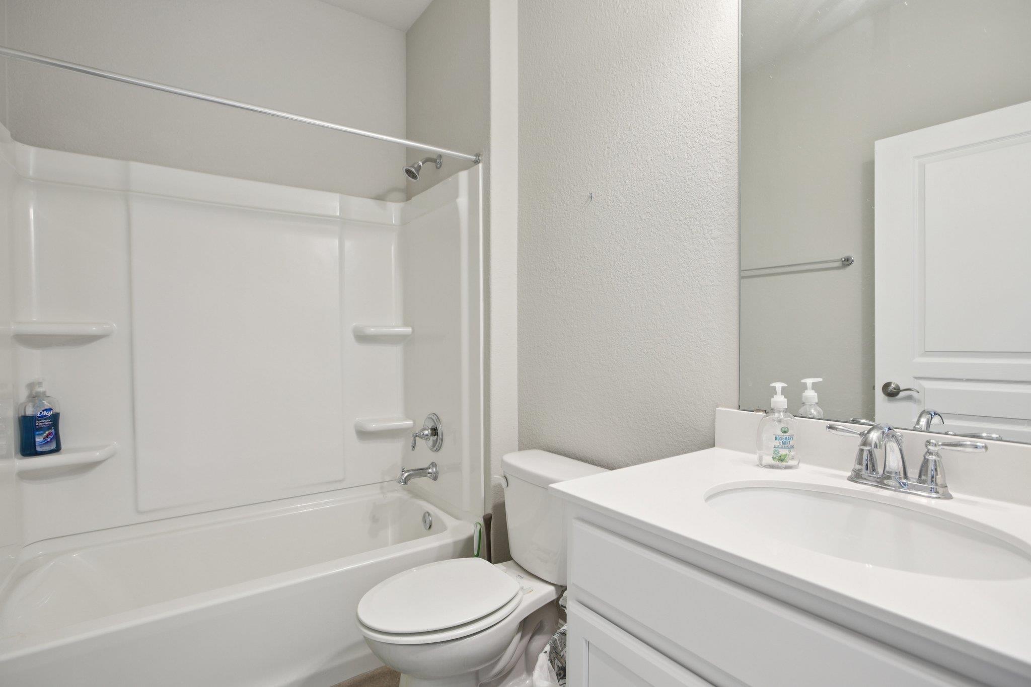 806 Holiday Creek Ln, Georgetown, TX 78633