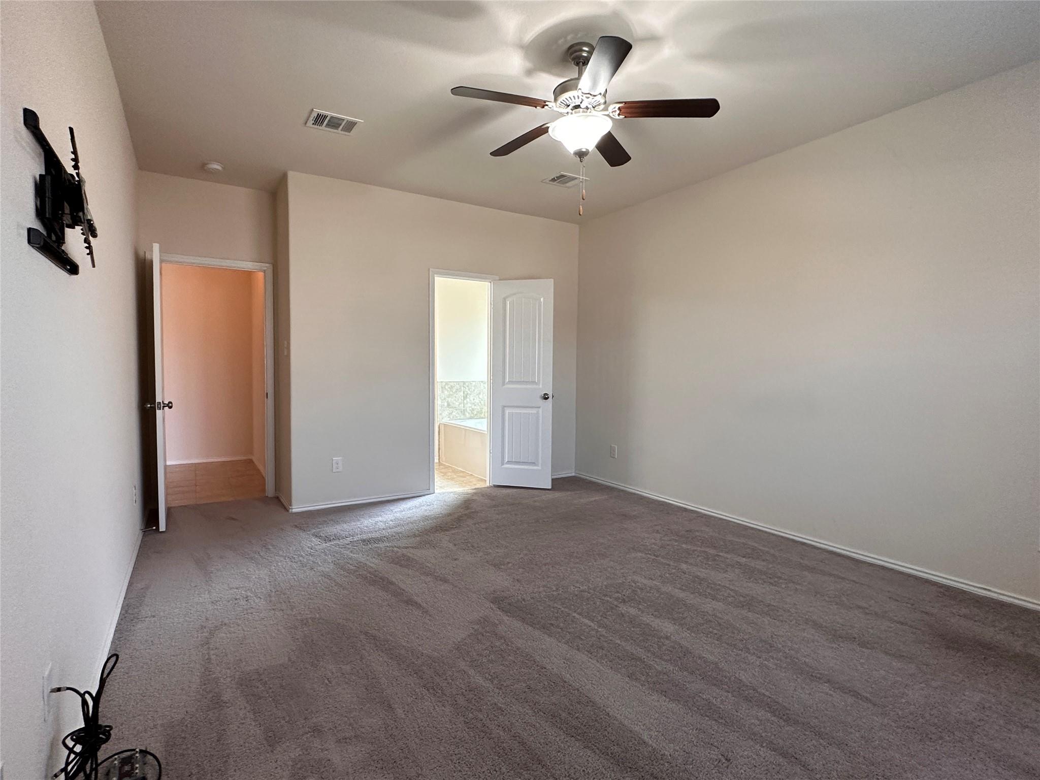 148 Ammonite Ln, Jarrell, TX 76537