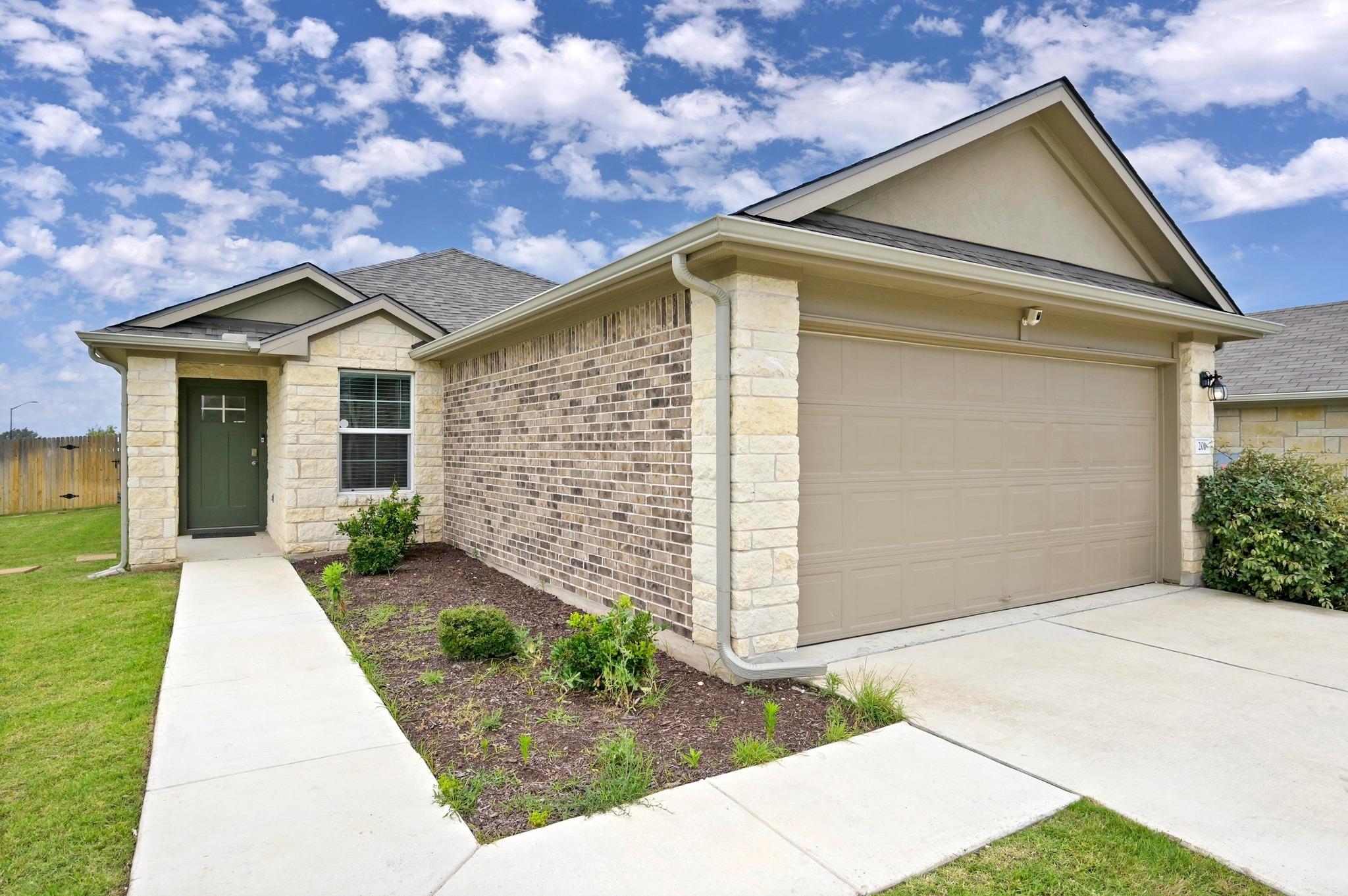 201 Mais Dr, Georgetown, TX 78626
