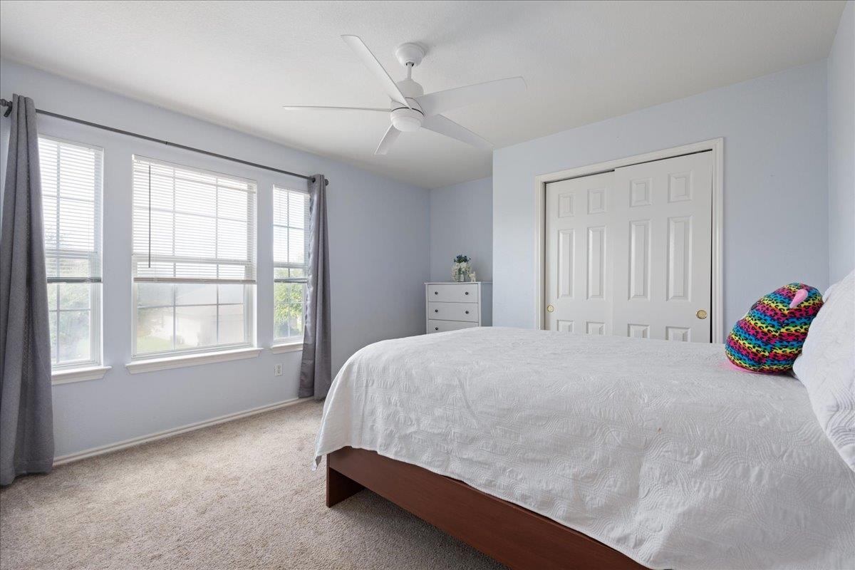 114 Brown St Sta, Hutto, TX 78634