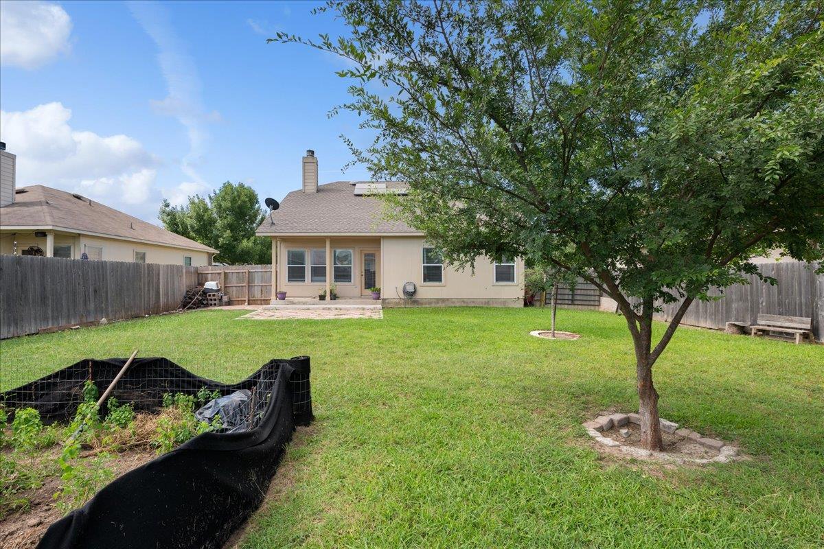 114 Brown St Sta, Hutto, TX 78634