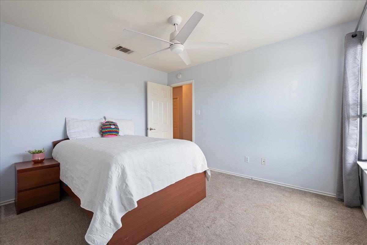 114 Brown St Sta, Hutto, TX 78634