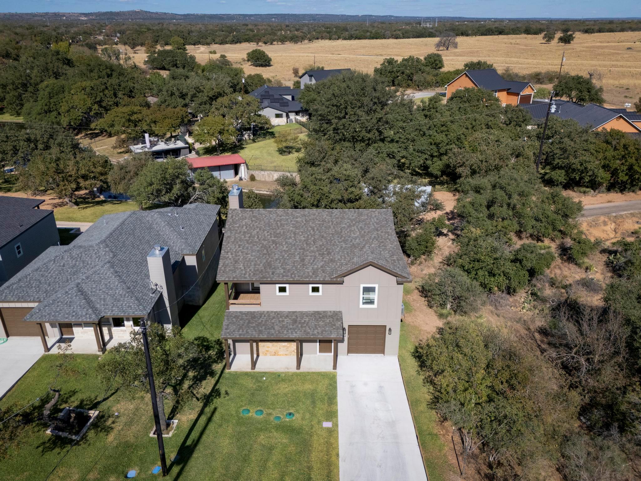302 Castlehigh Dr, Granite Shoals, TX 78654