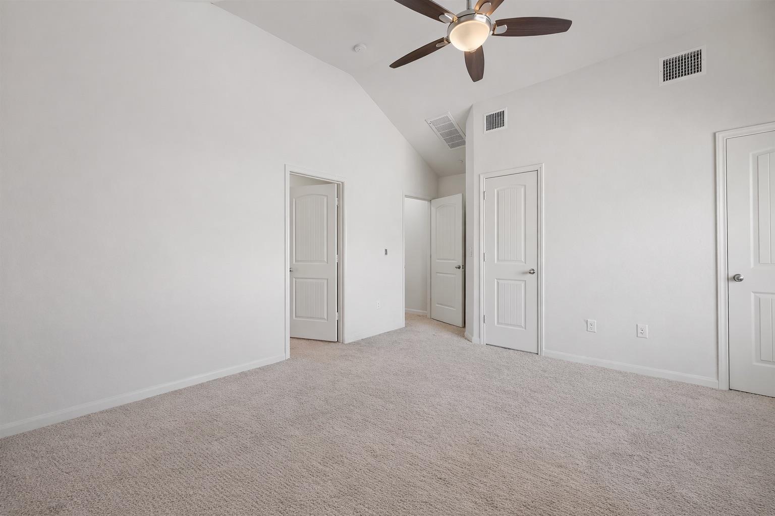 1620 Bryant Dr # 303, Round Rock, TX 78664