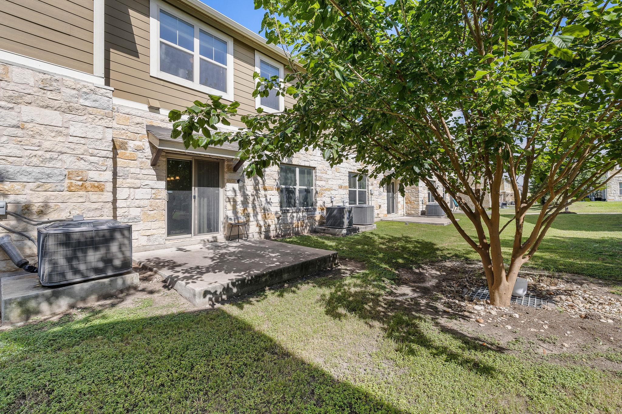 1620 Bryant Dr # 303, Round Rock, TX 78664