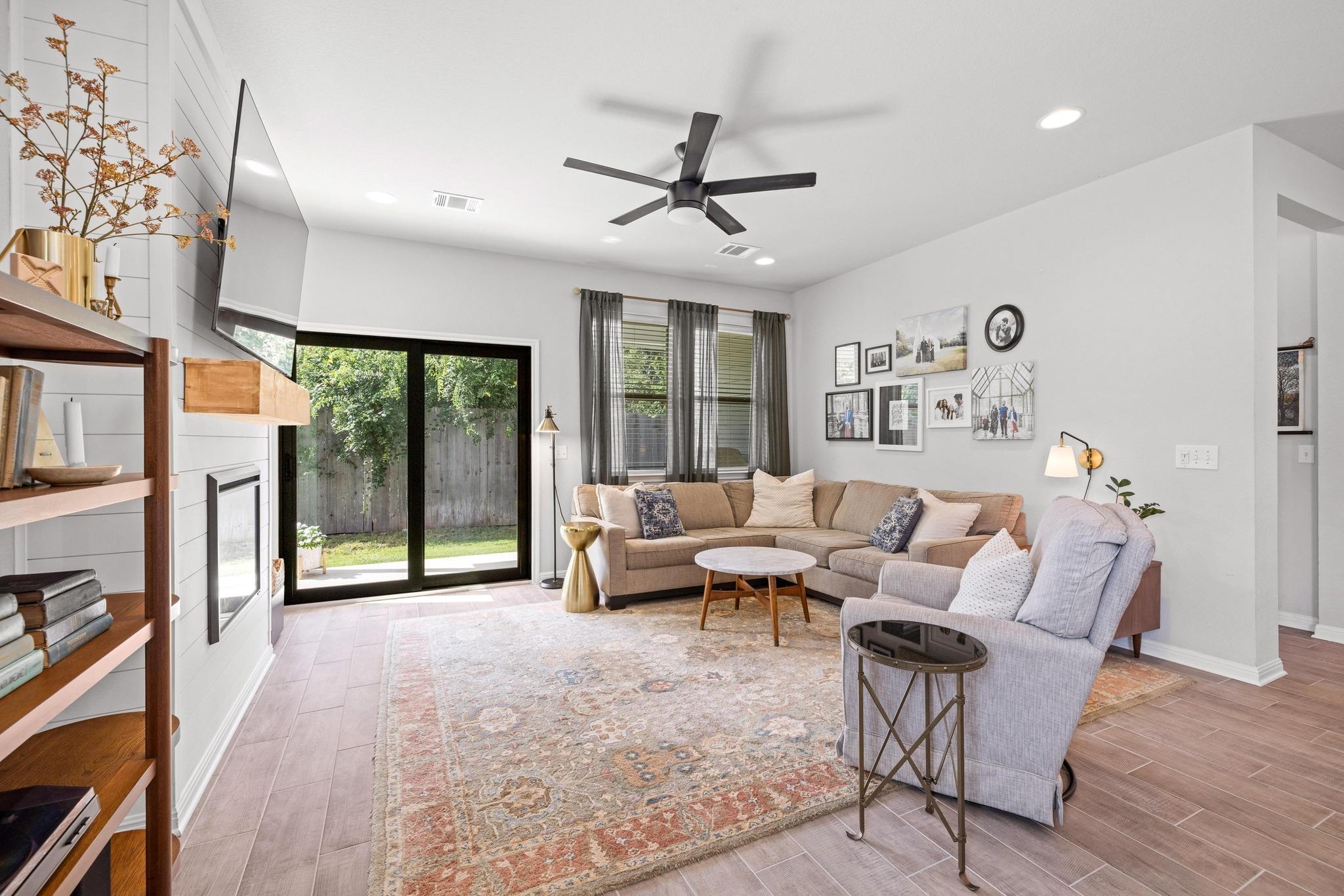 812 Olive Creek Dr # 44, Georgetown, TX 78633