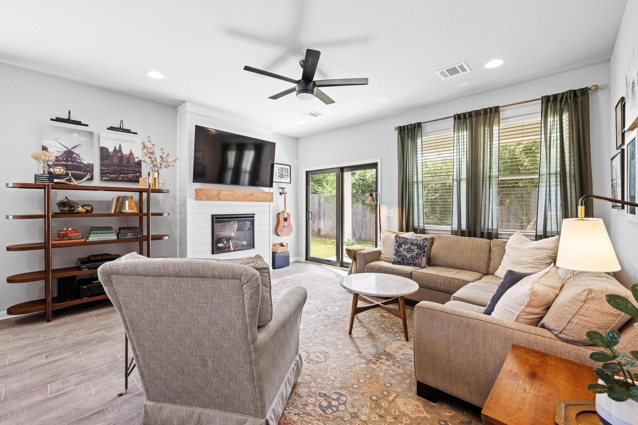 812 Olive Creek Dr # 44, Georgetown, TX 78633