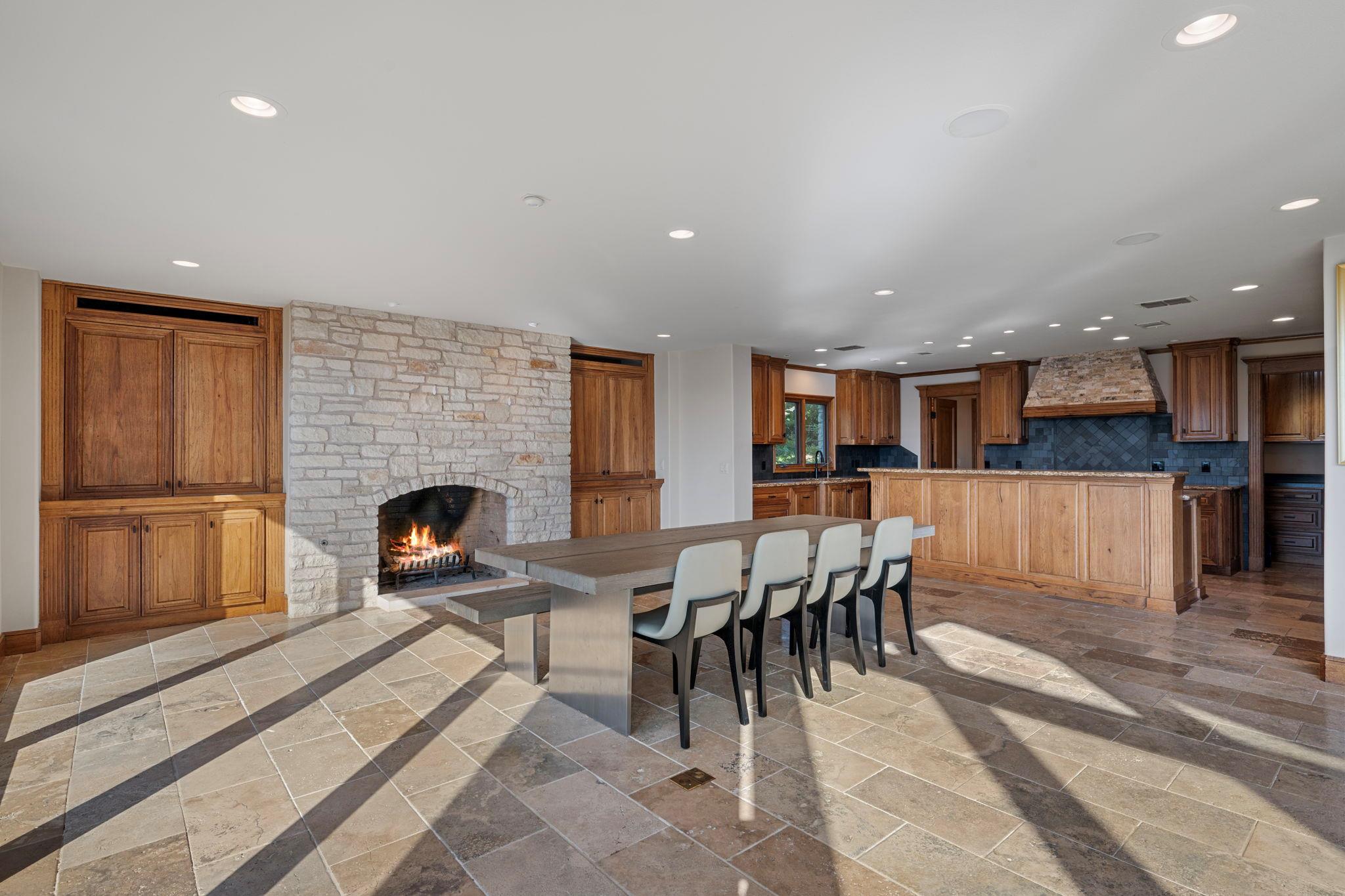 8140 Joy Rd, Volente, TX 78641