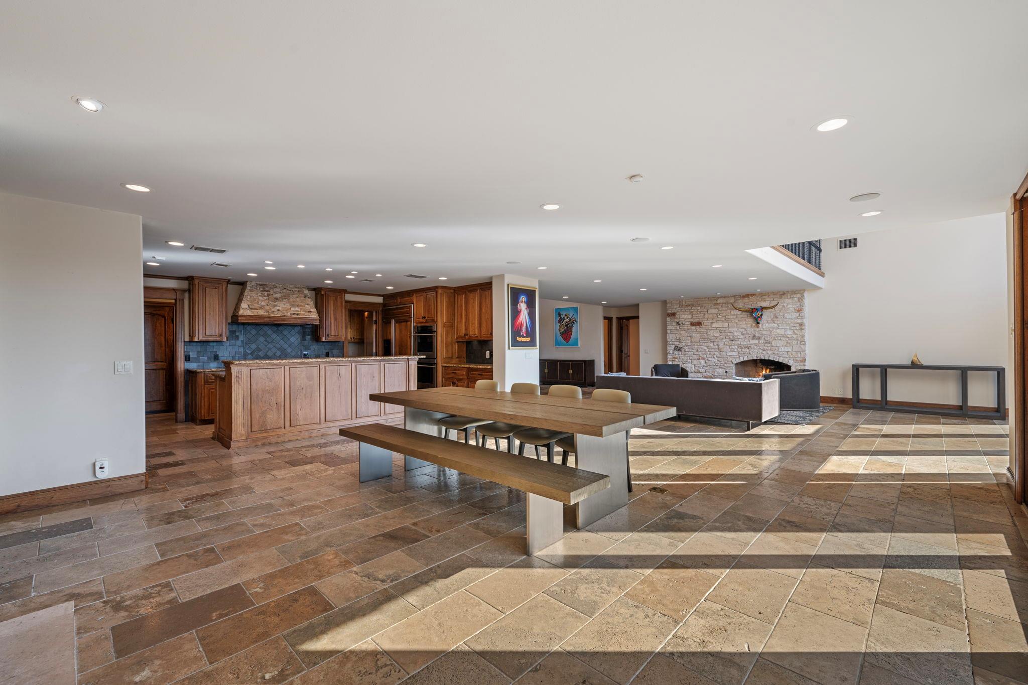 8140 Joy Rd, Volente, TX 78641