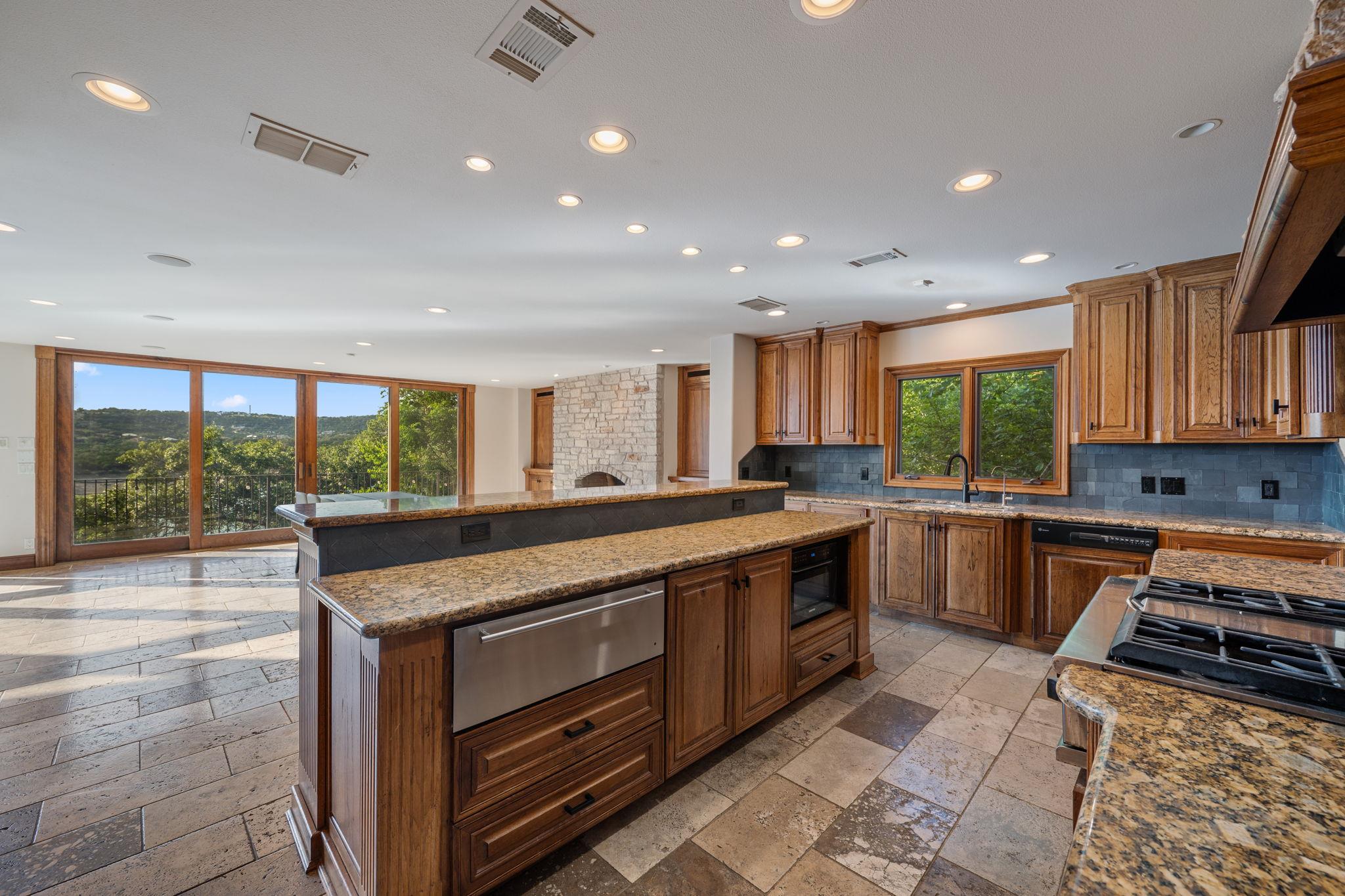 8140 Joy Rd, Volente, TX 78641
