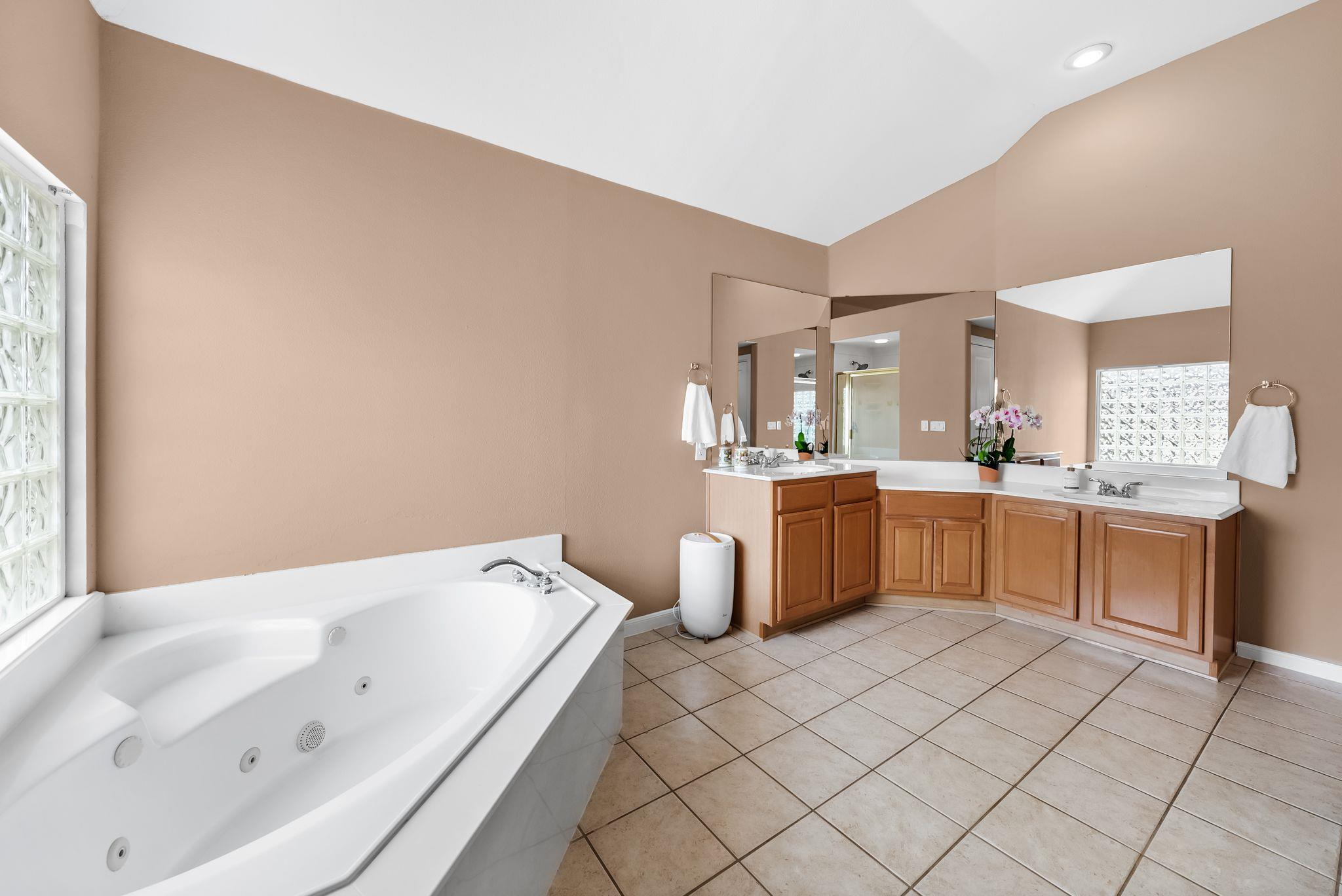 11606 Uplands Ridge Dr, Bee Cave, TX 78738