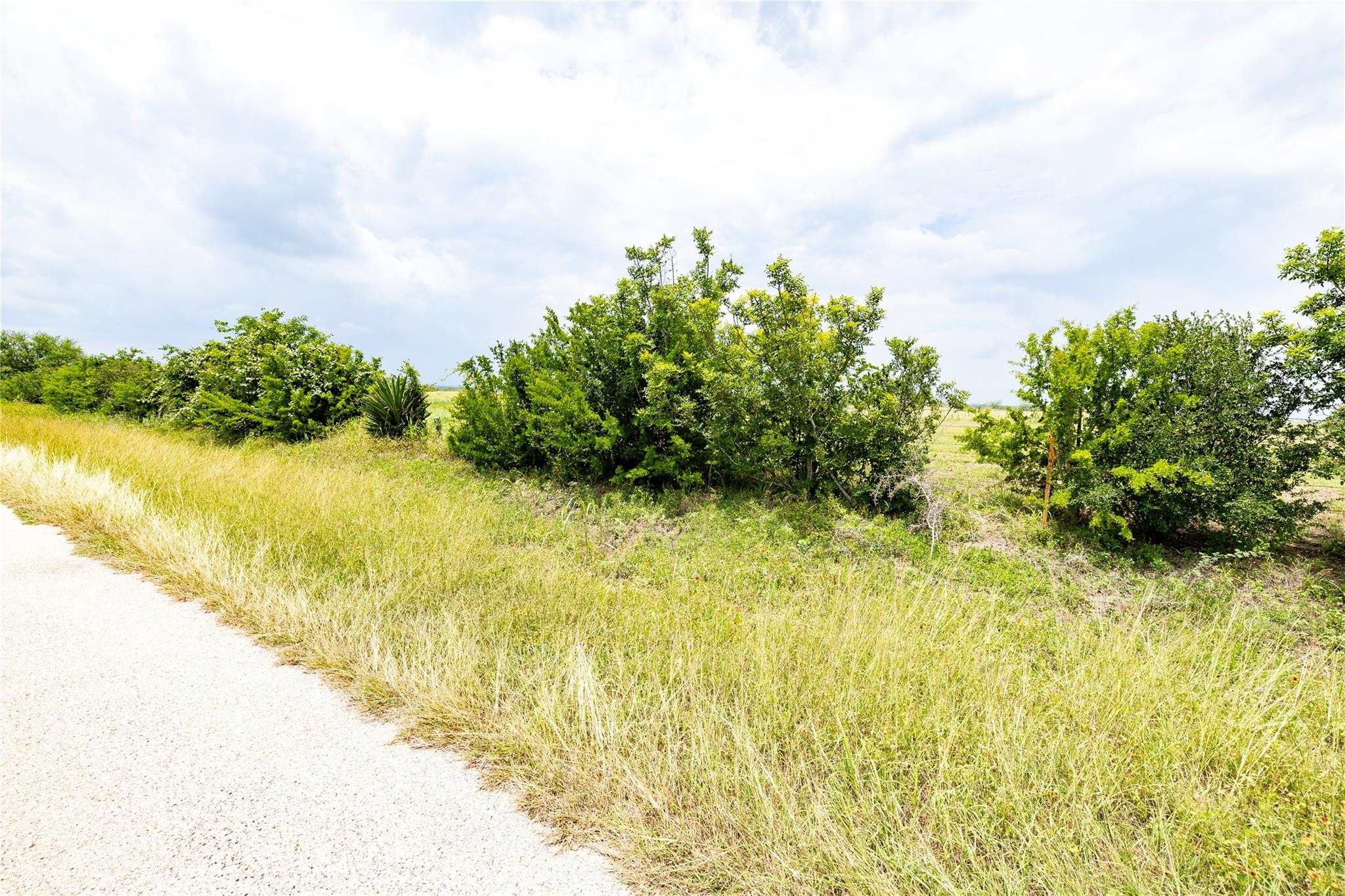 Lot 8 Concrete Edgar Rd, Cuero, TX 77954
