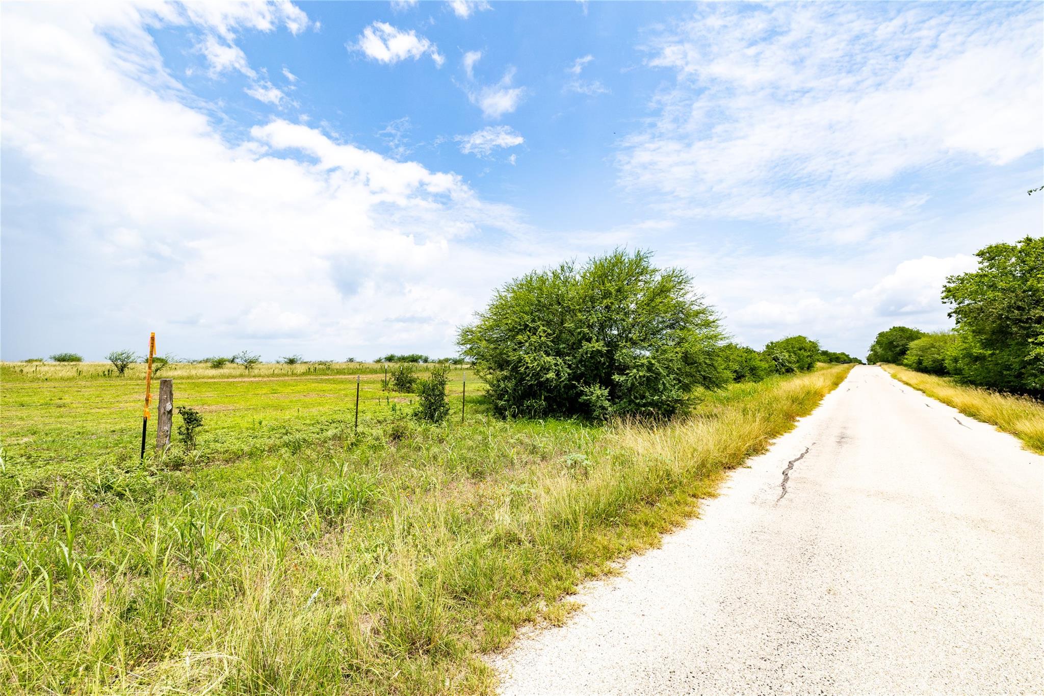 Lot 8 Concrete Edgar Rd, Cuero, TX 77954