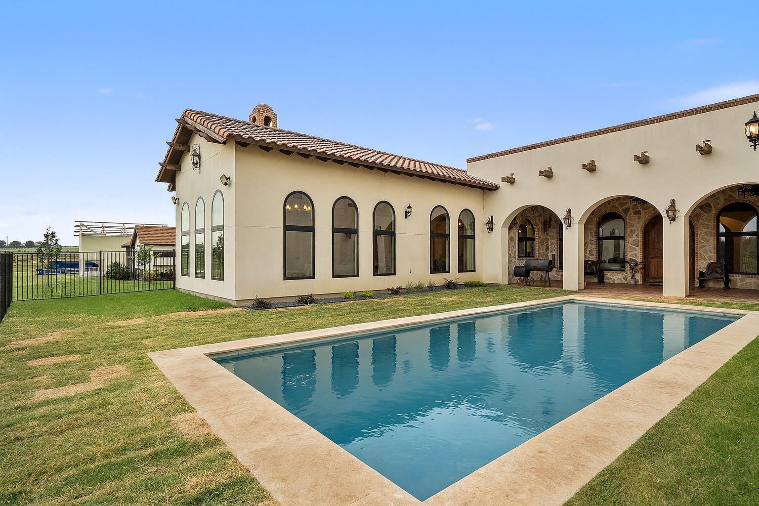 108 Country Vista Ln, Georgetown, TX 78626