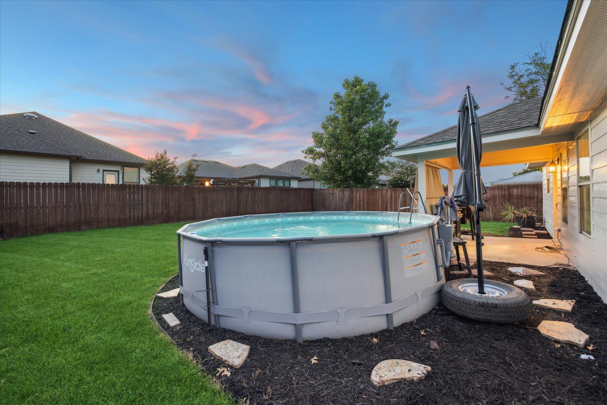 1220 Redstone Dr, Temple, TX 76502