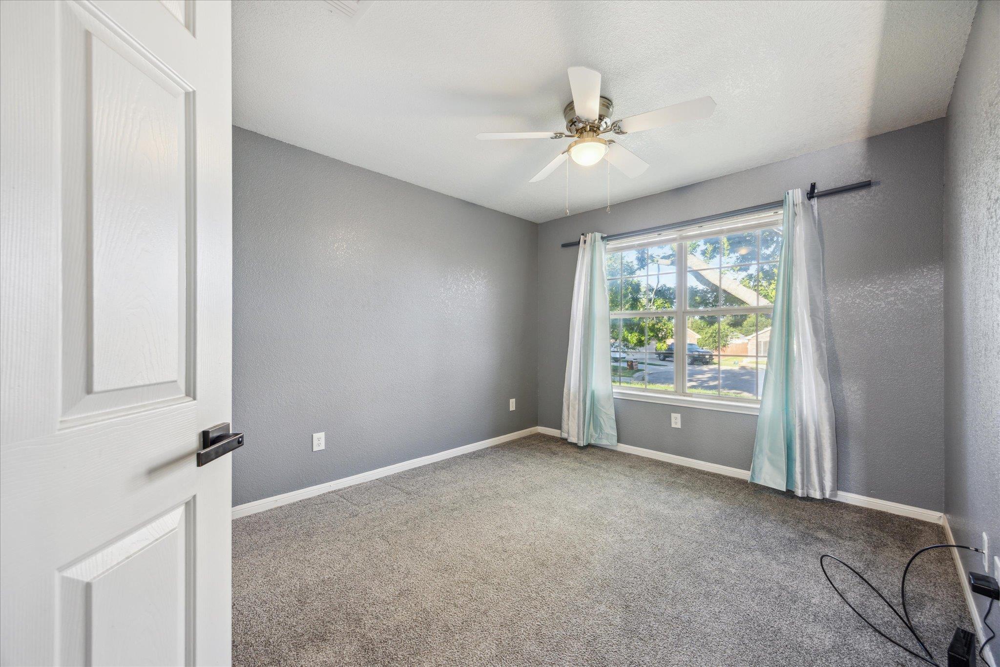 1220 Redstone Dr, Temple, TX 76502