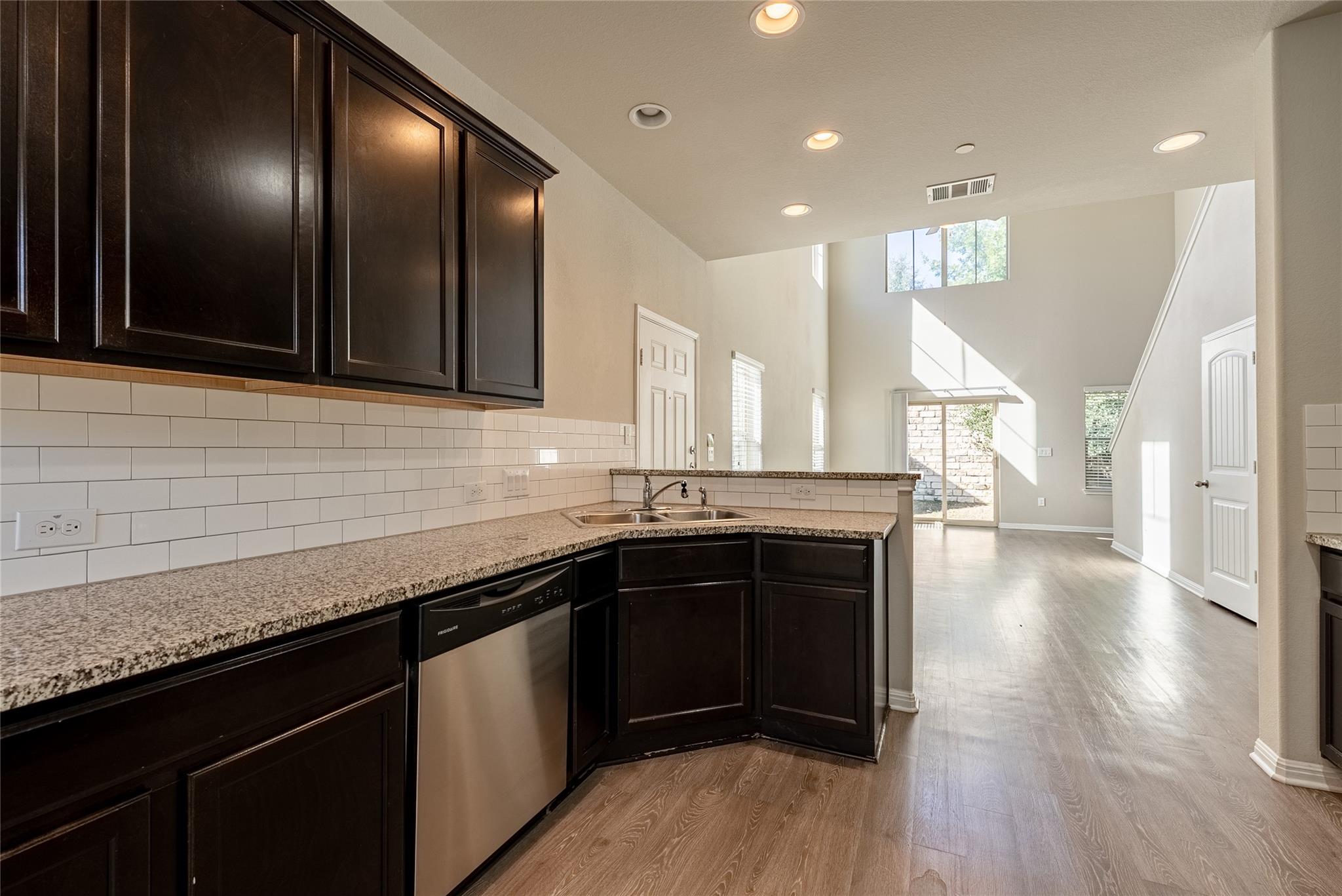 516 E Slaughter Ln # 3101, Austin, TX 78744