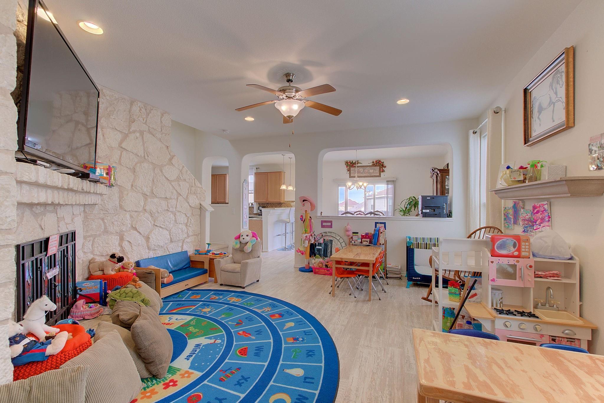 6816 Sunderland Trl, Austin, TX 78747