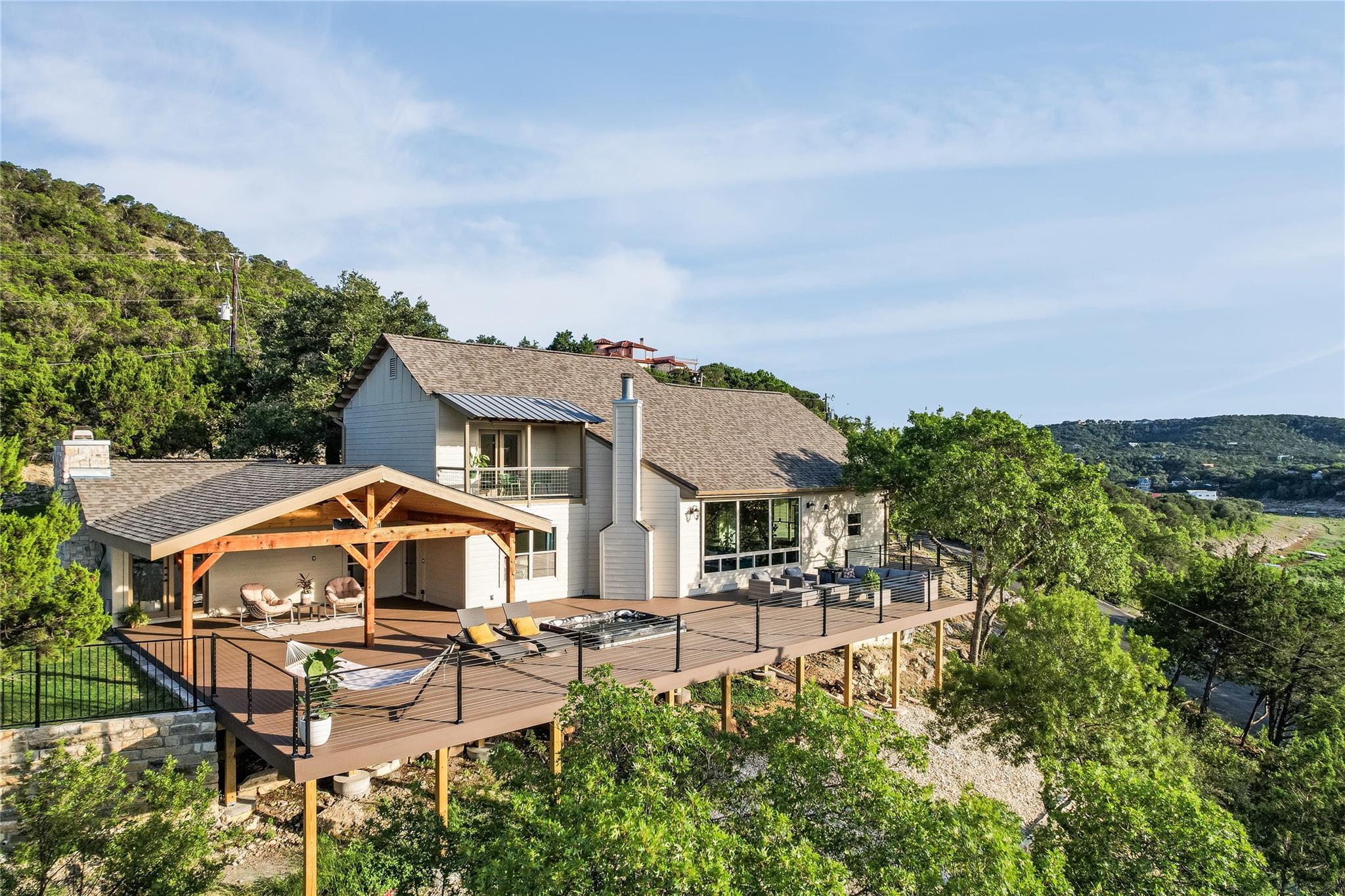 10702 Hill Dr, Leander, TX 78641