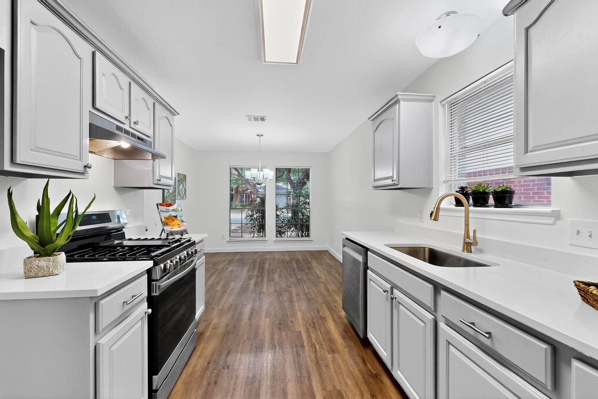 11317 Pardoners Tale Ln, Austin, TX 78748