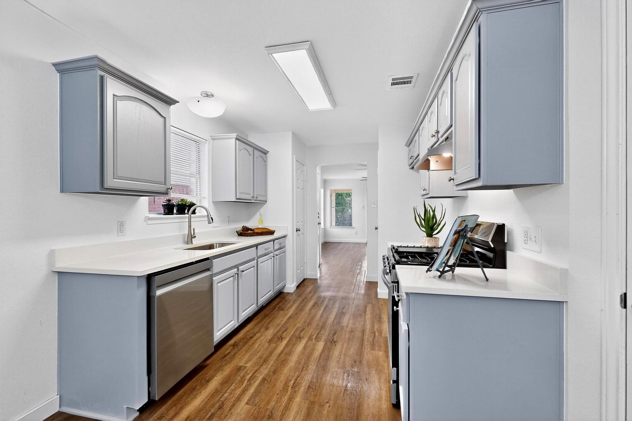 11317 Pardoners Tale Ln, Austin, TX 78748