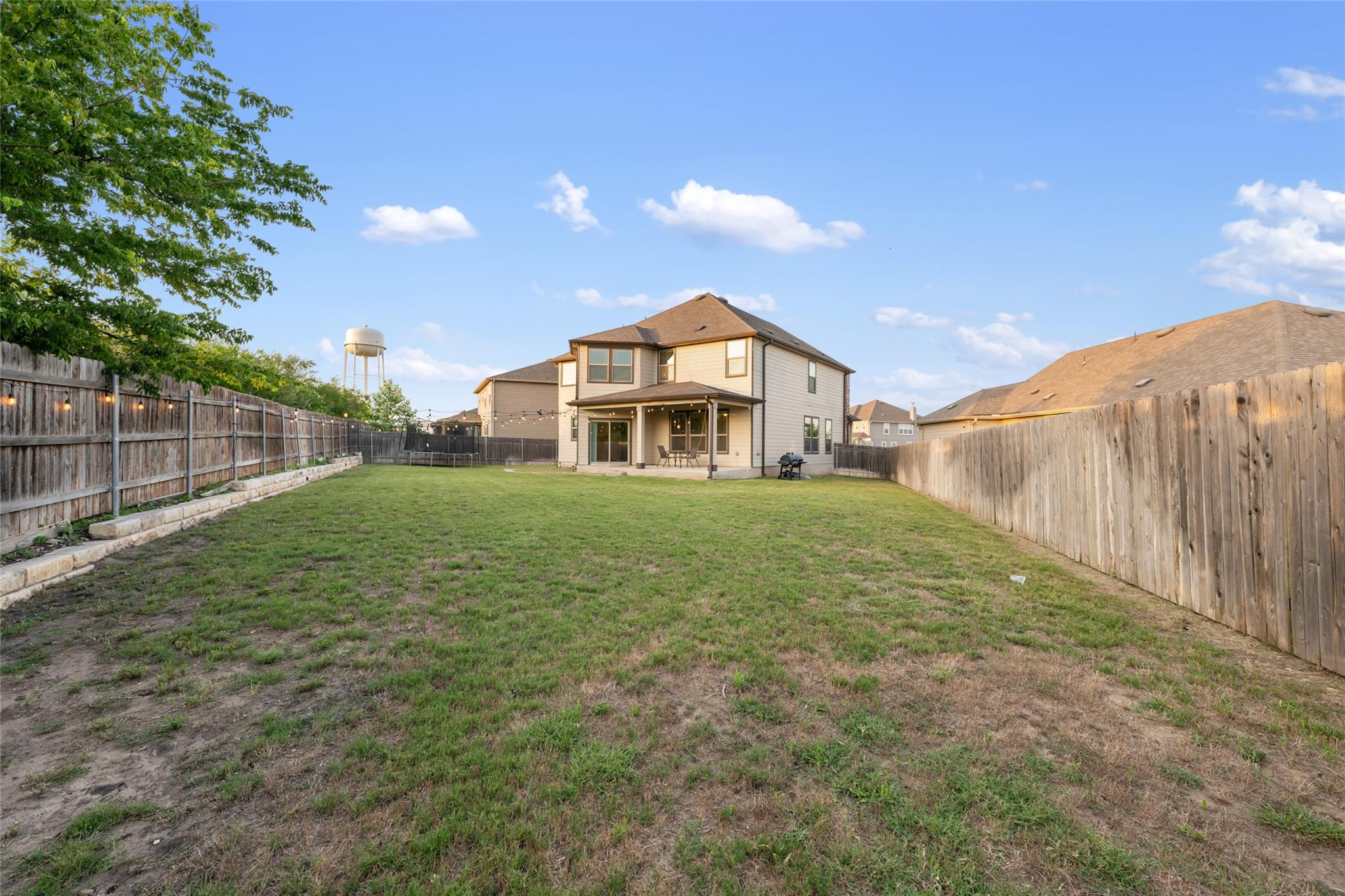 101 Crimson Ln, Kyle, TX 78640