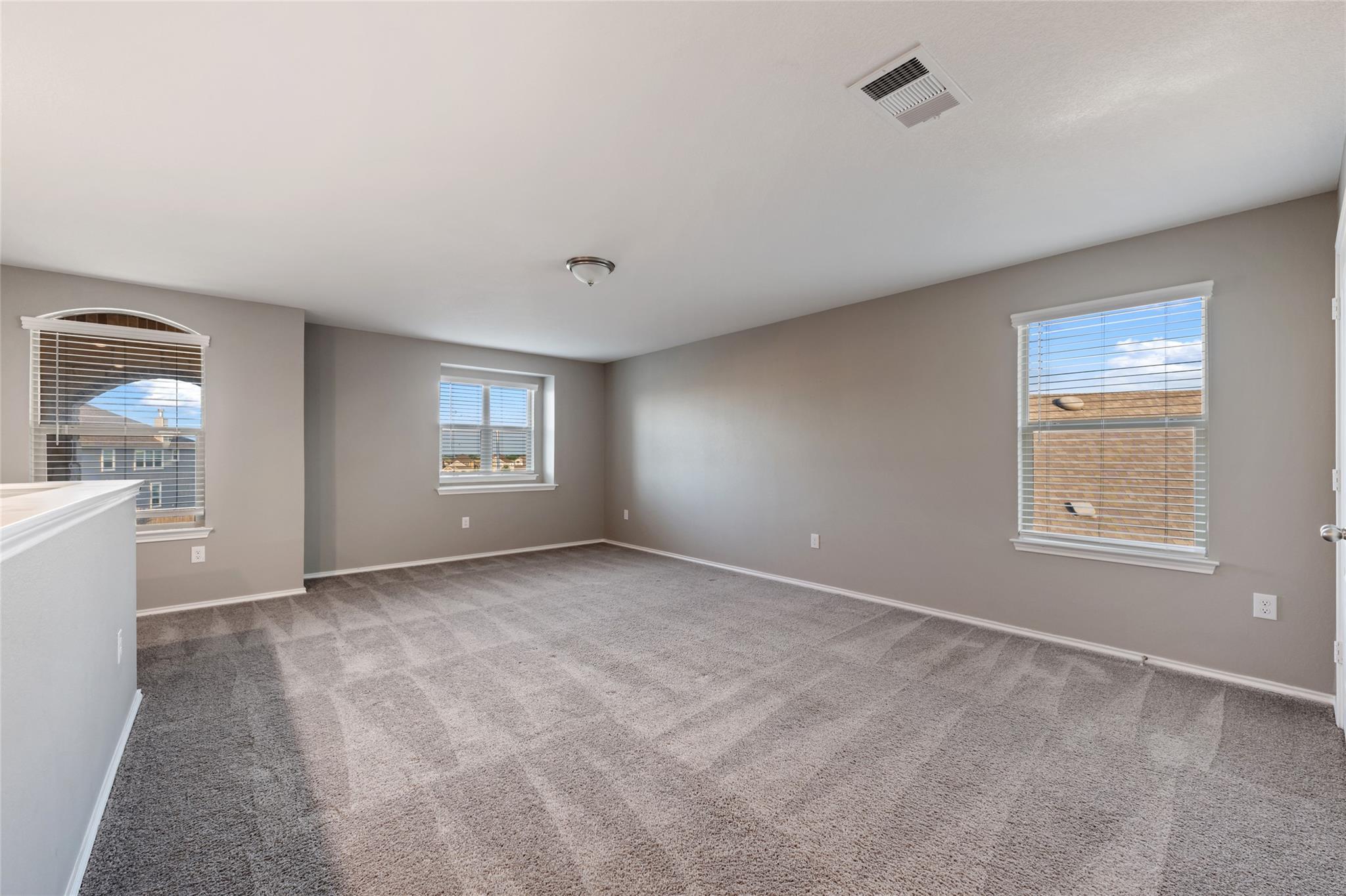 101 Crimson Ln, Kyle, TX 78640