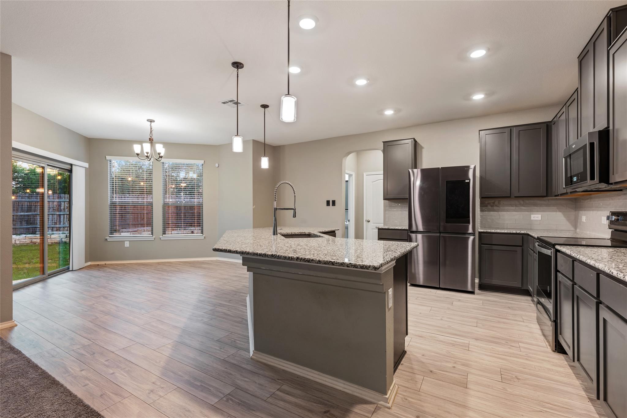 101 Crimson Ln, Kyle, TX 78640