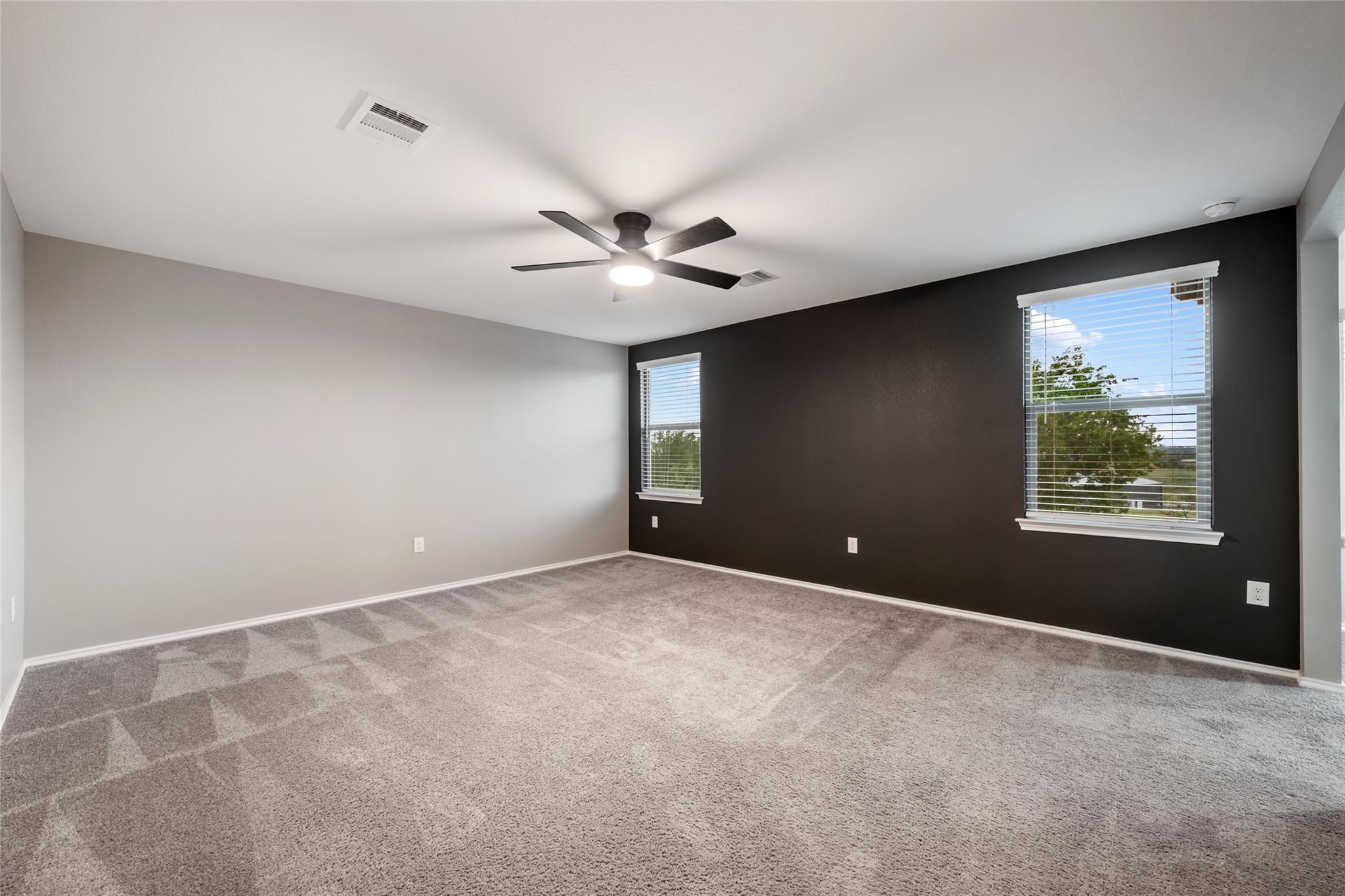101 Crimson Ln, Kyle, TX 78640
