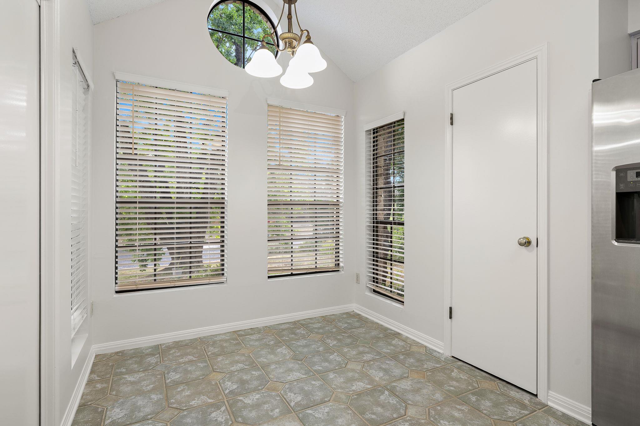 8302 Mendota Cv, Austin, TX 78717