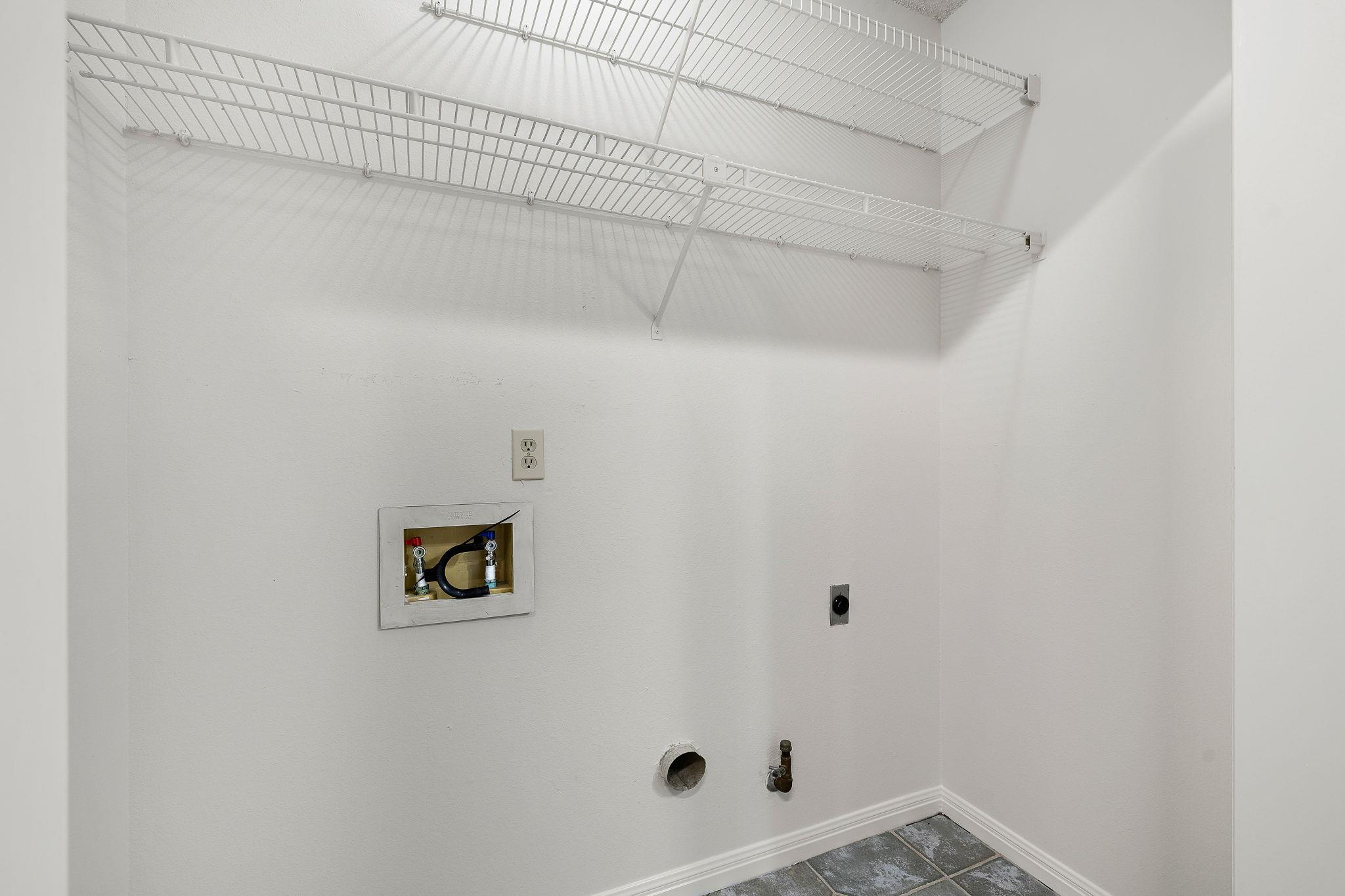 8302 Mendota Cv, Austin, TX 78717