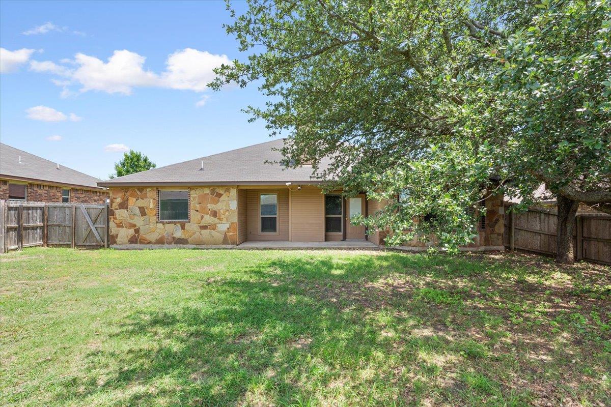 703 Cosper Creek Dr, Killeen, TX 76542