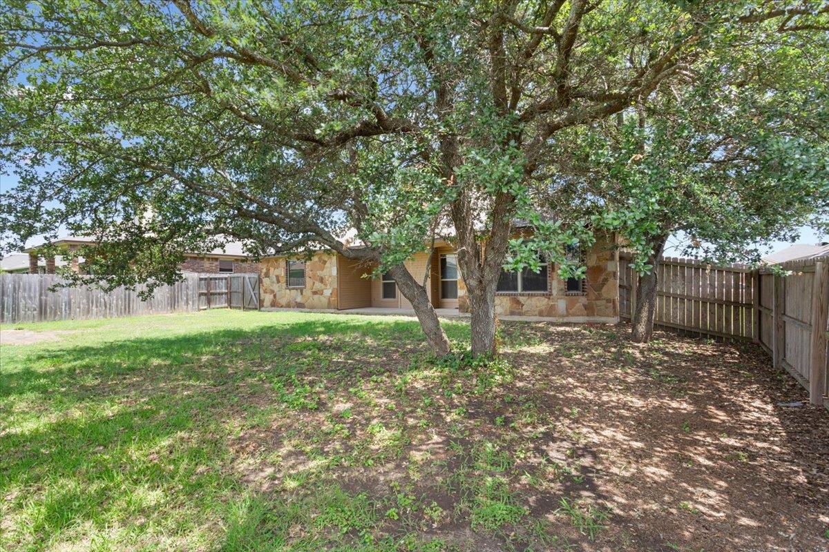 703 Cosper Creek Dr, Killeen, TX 76542