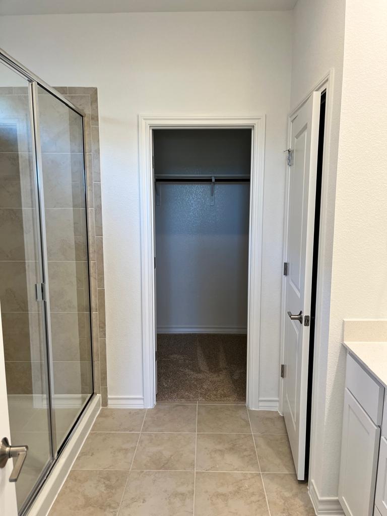 111 Adeline Rd, Hutto, TX 78634
