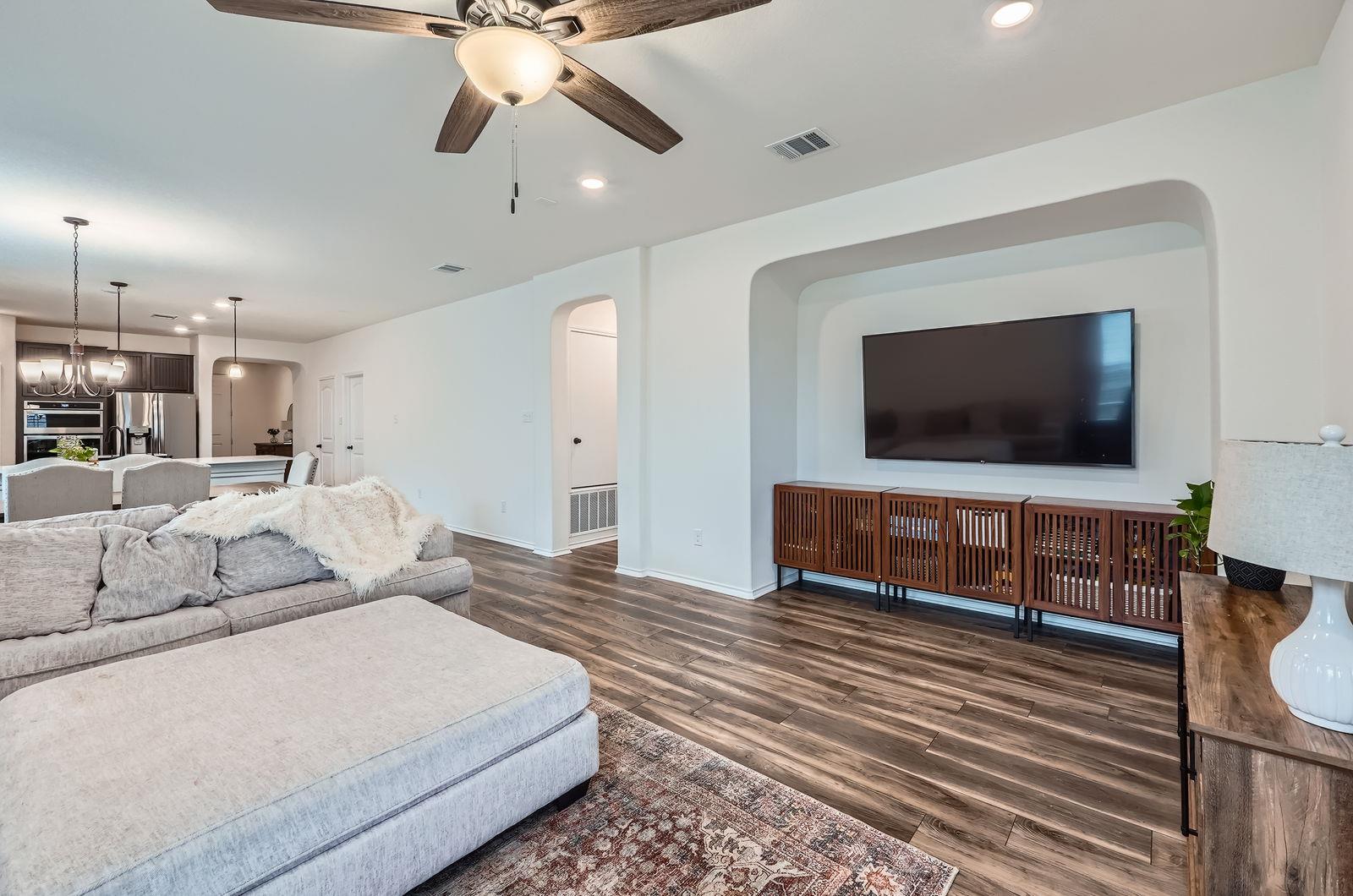 126 Johnny Cake Dr, Kyle, TX 78640