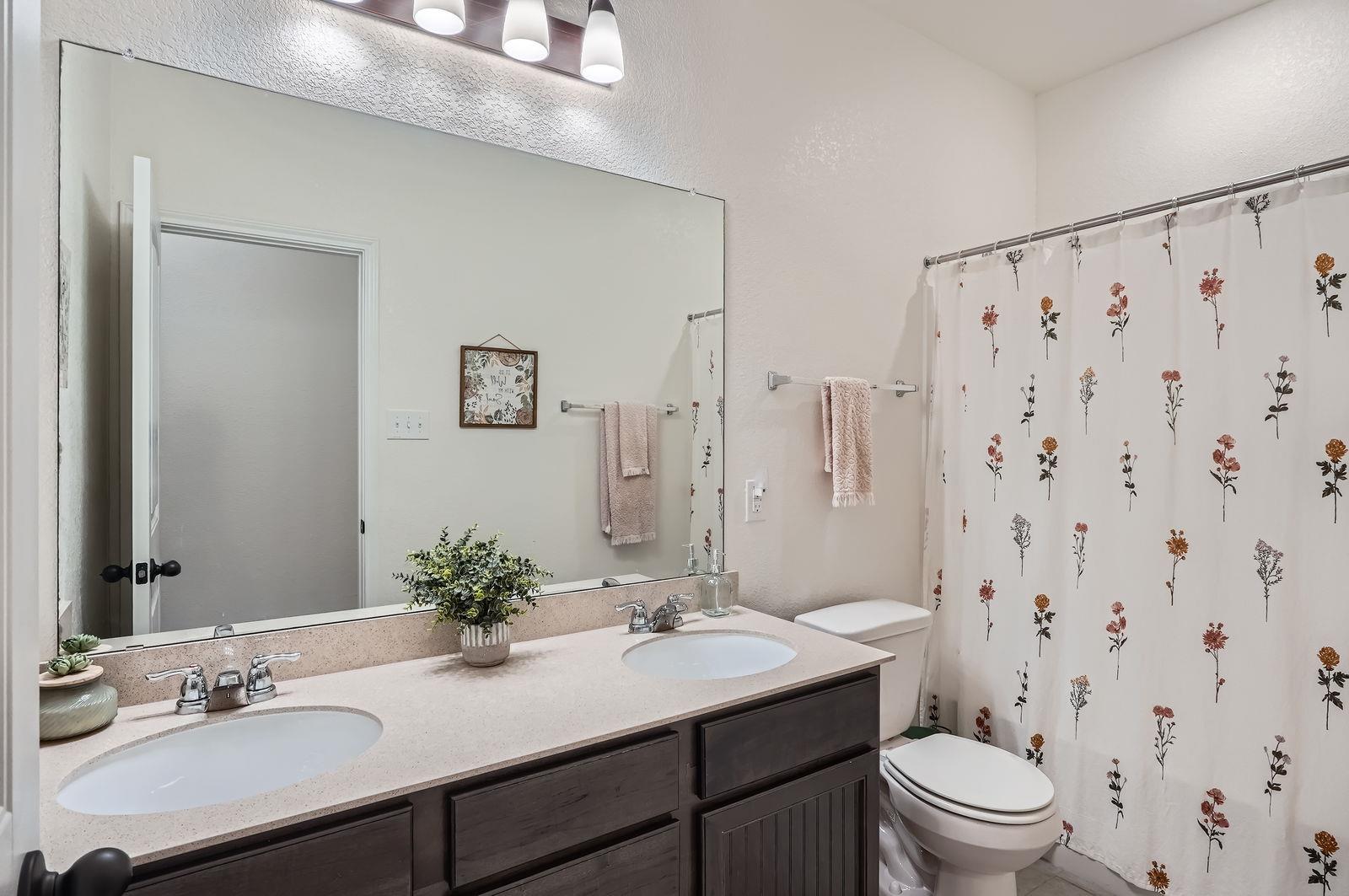 126 Johnny Cake Dr, Kyle, TX 78640