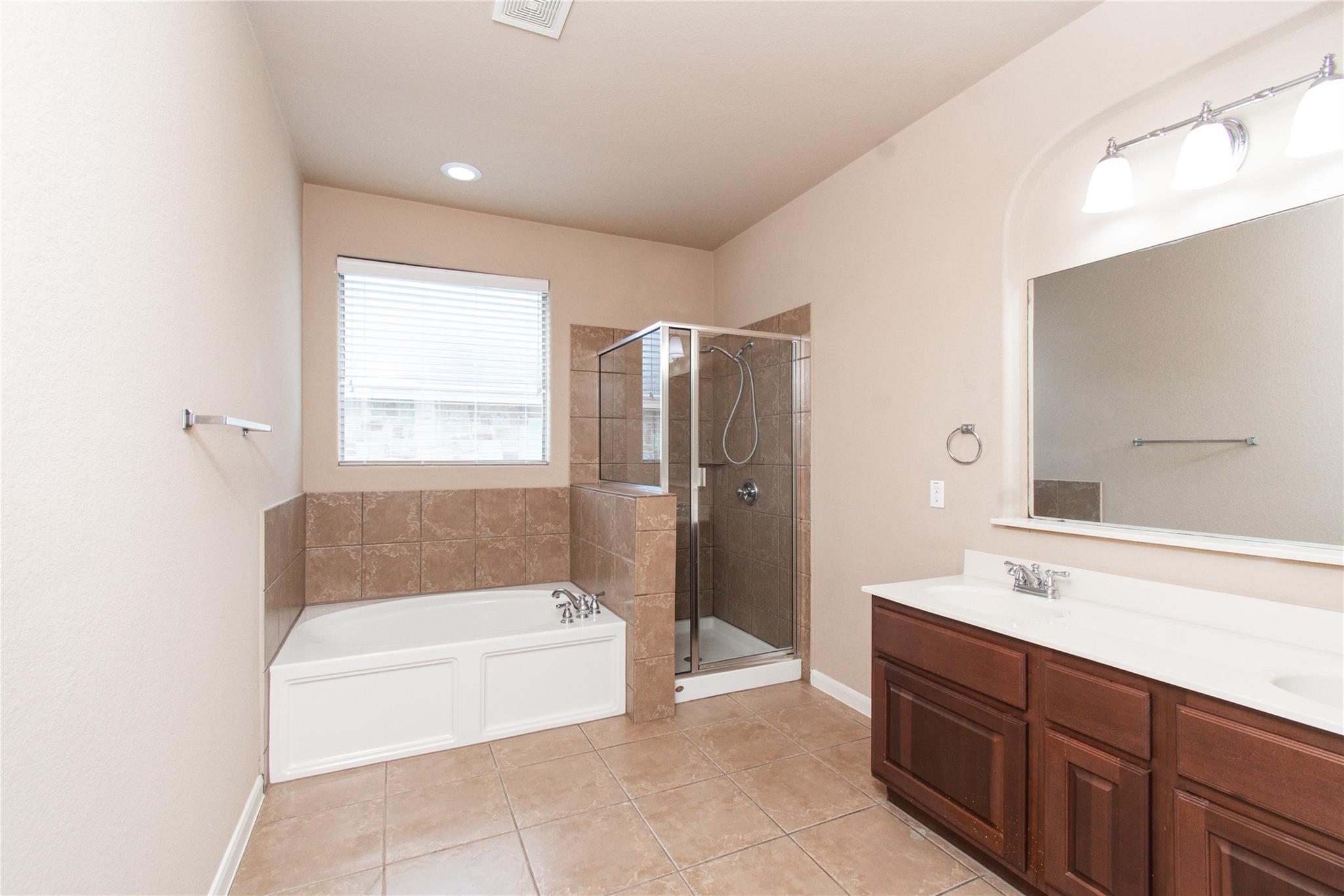 12612 Timber Heights Dr, Austin, TX 78754