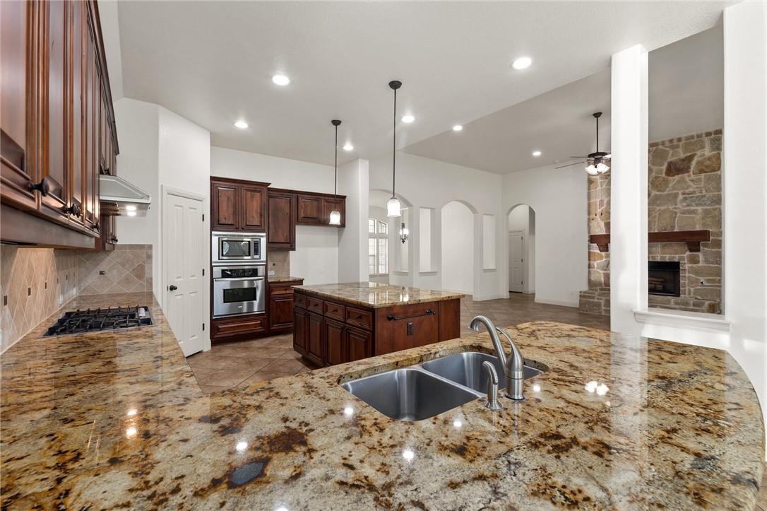 4609 Mont Blanc Dr, Bee Cave, TX 78738