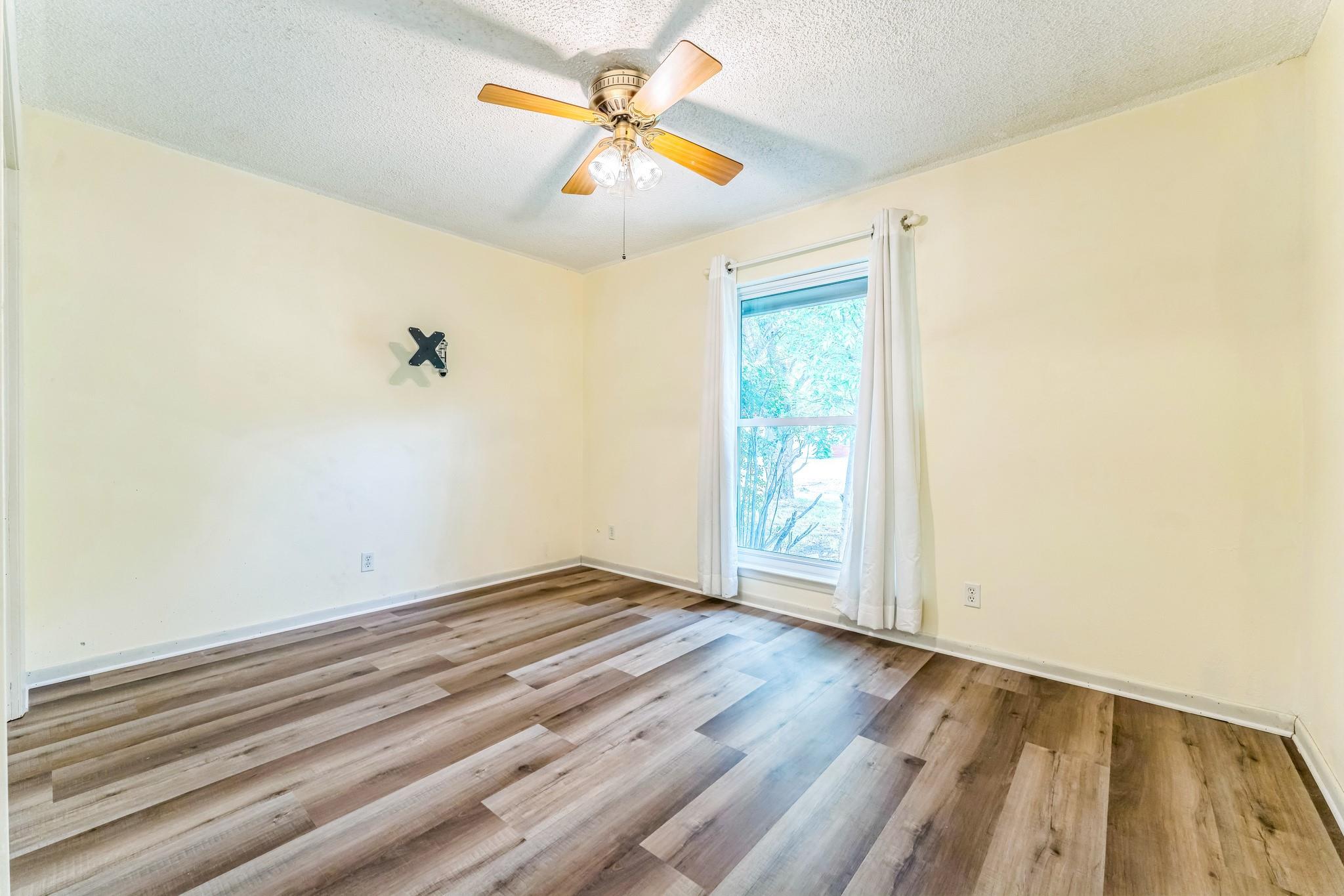 605 Turley Dr, Manchaca, TX 78652