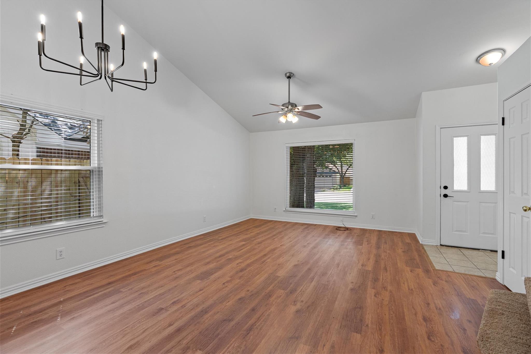 1516 White Oak Loop, Round Rock, TX 78681