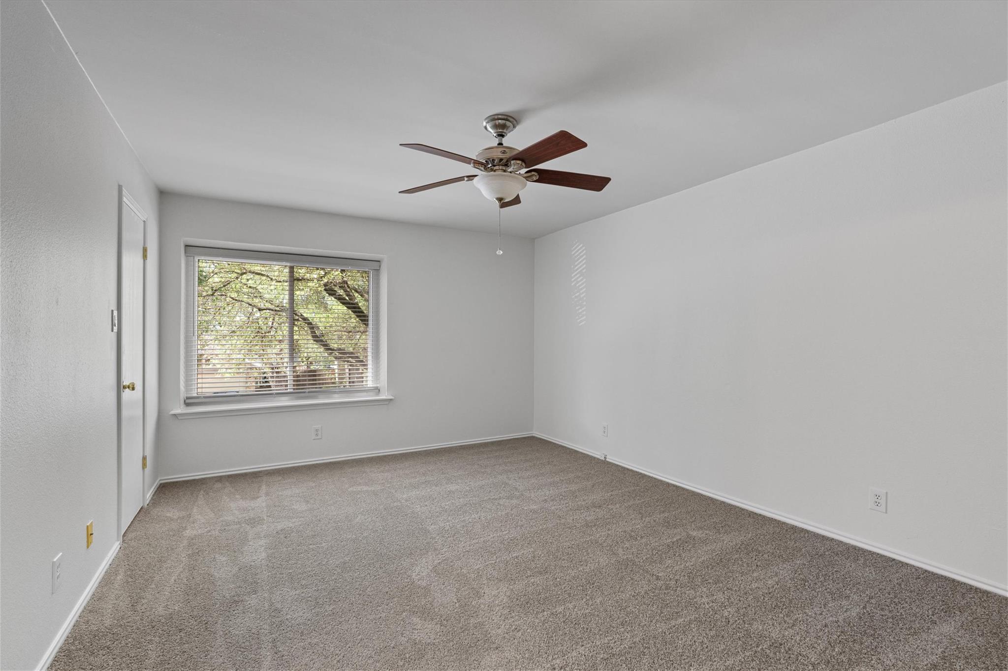 1516 White Oak Loop, Round Rock, TX 78681