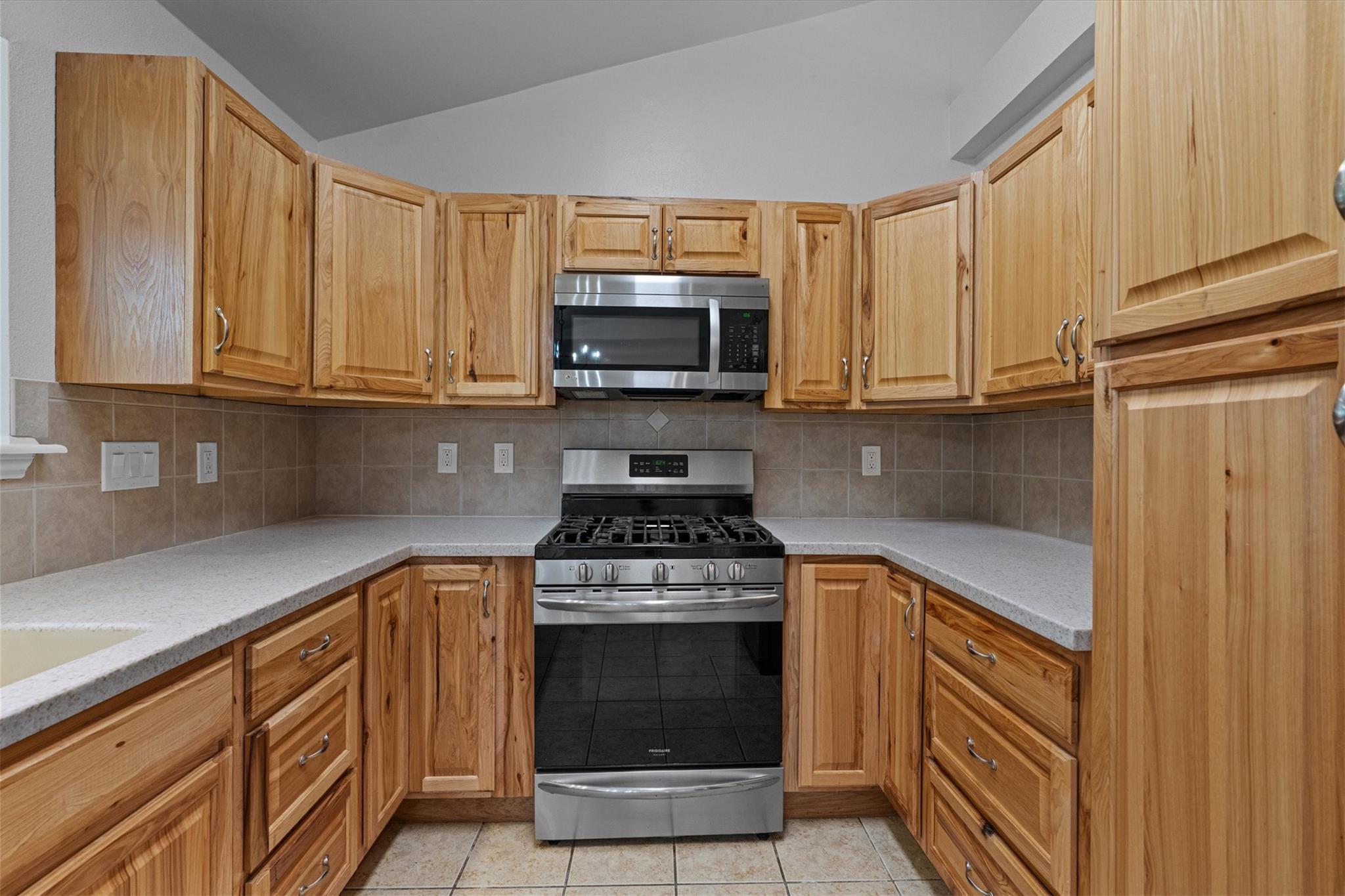 1516 White Oak Loop, Round Rock, TX 78681