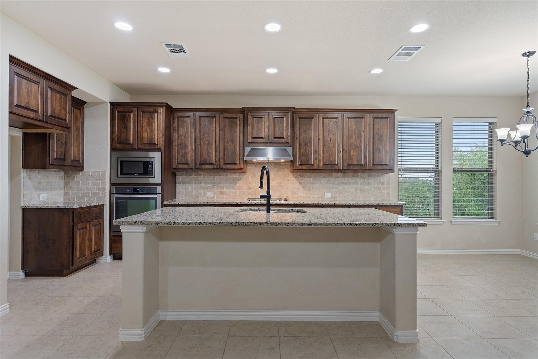5505 Cypress Ranch Blvd, Spicewood, TX 78669
