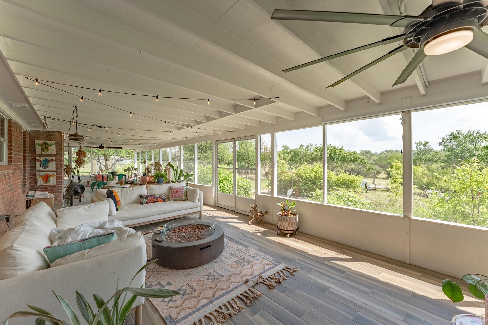 9800 Fm 150 W, Driftwood, TX 78619