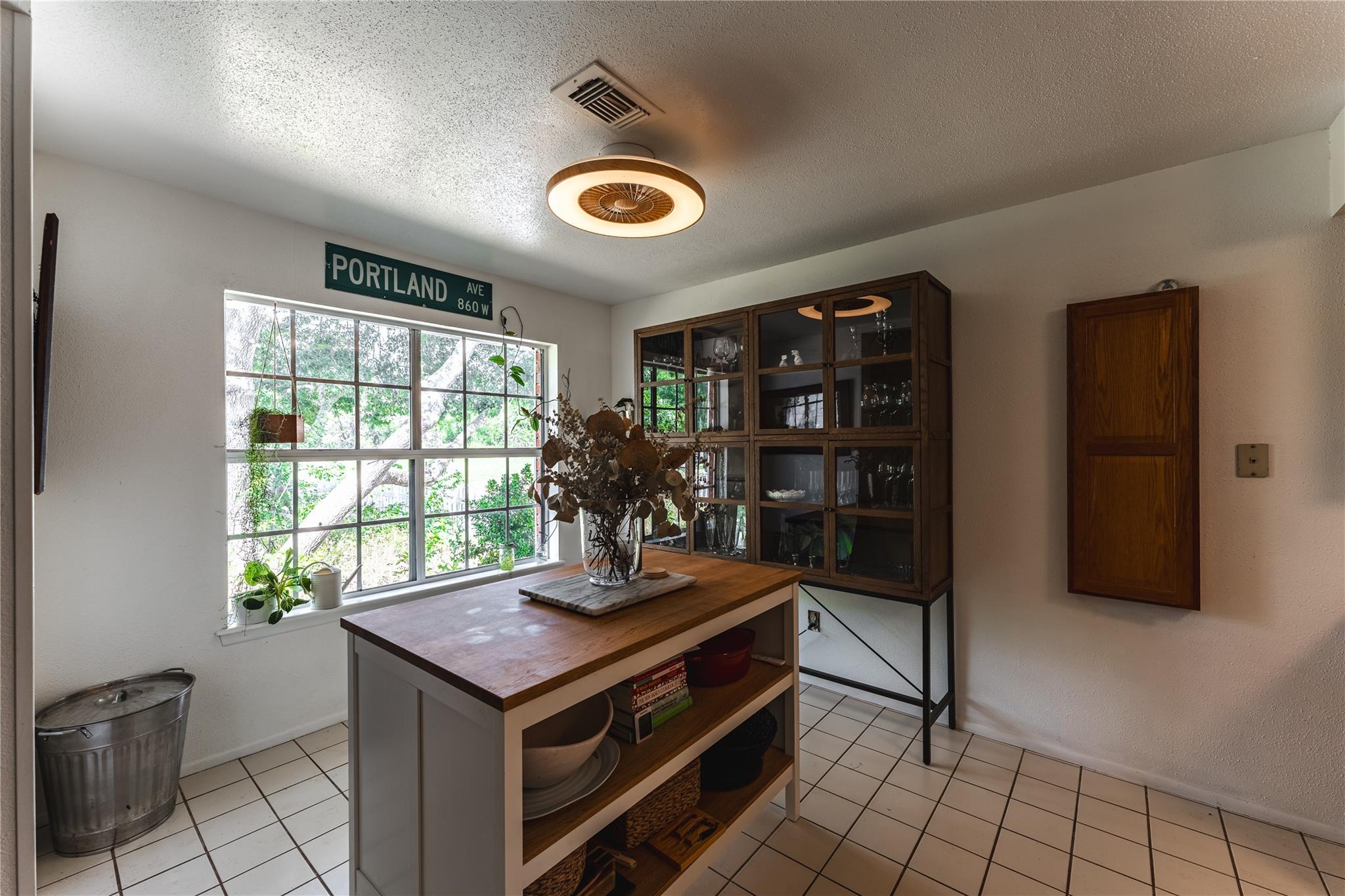 9800 Fm 150 W, Driftwood, TX 78619