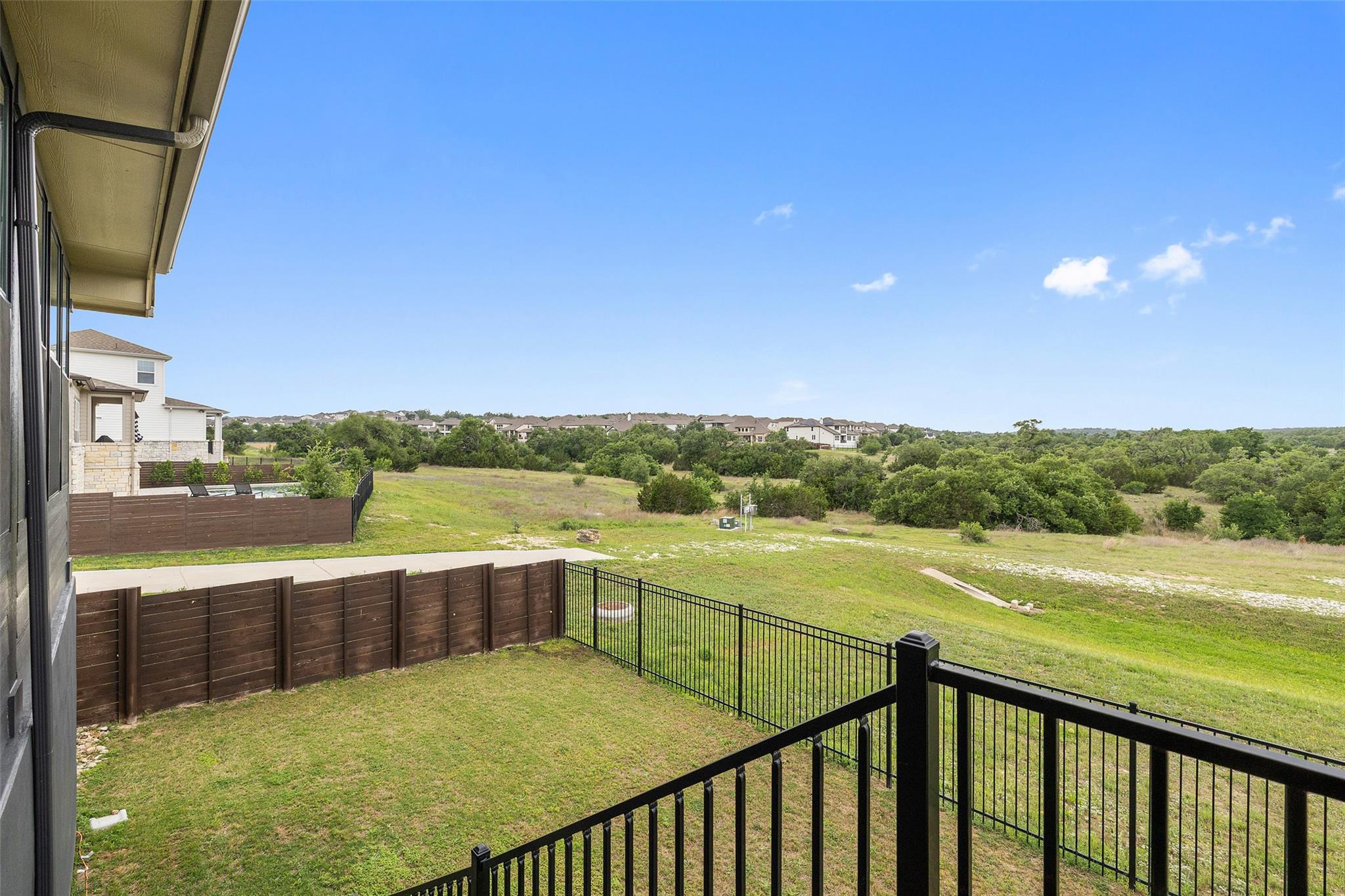 16720 Horondelle Dr, Austin, TX 78738