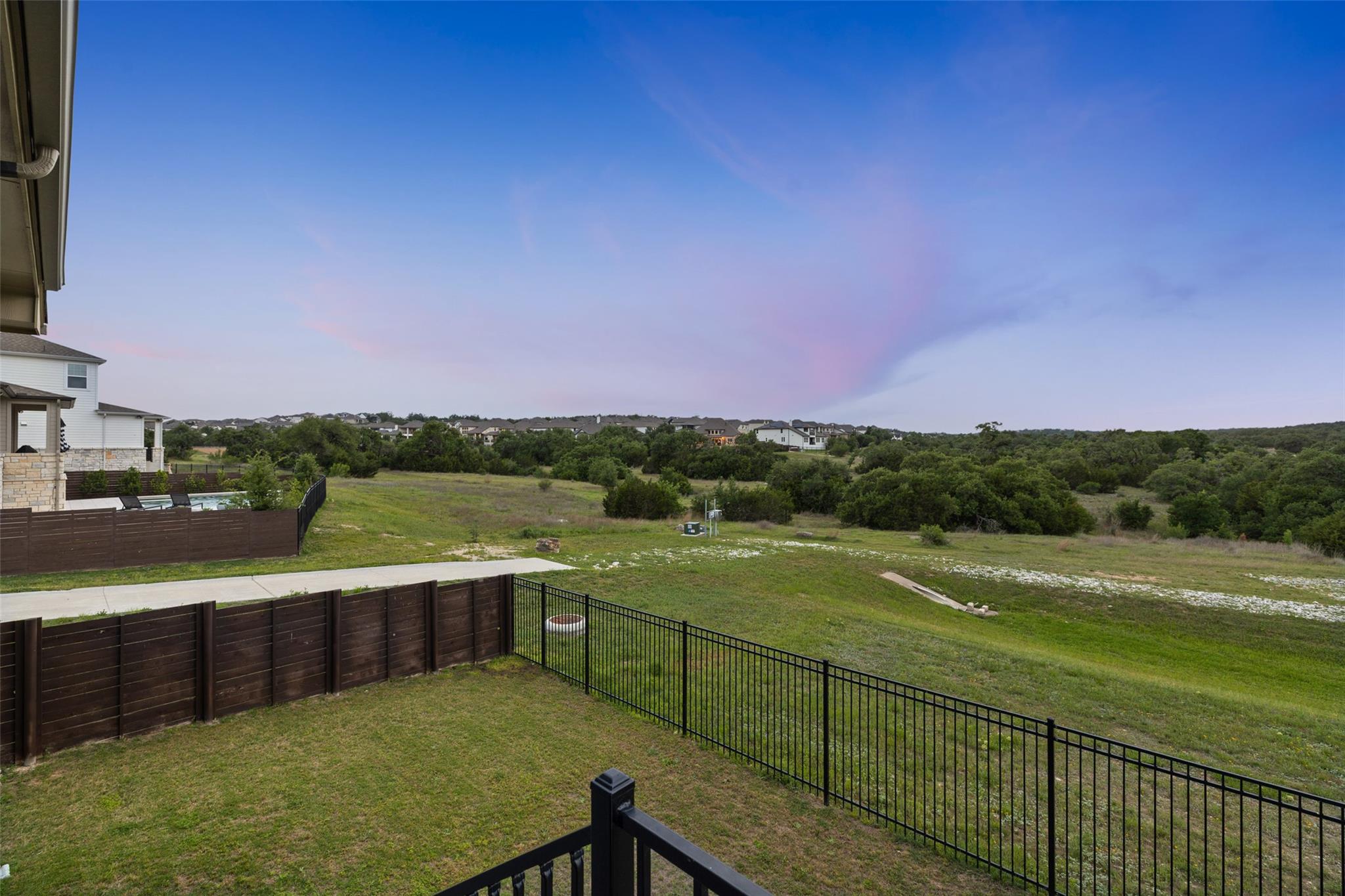 16720 Horondelle Dr, Austin, TX 78738