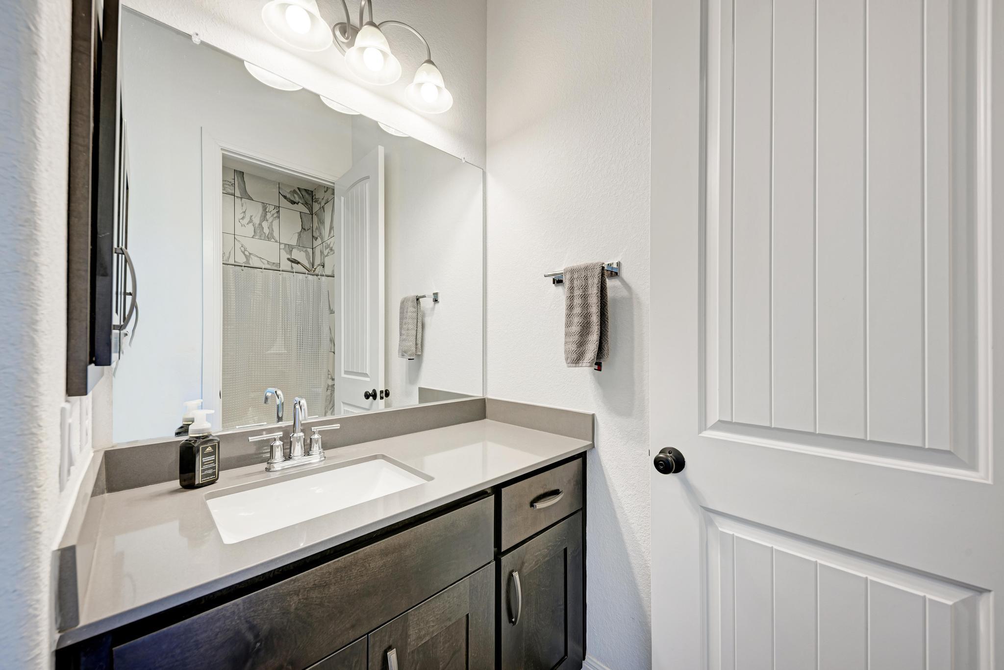 477 Bold Sundown, Liberty Hill, TX 78642